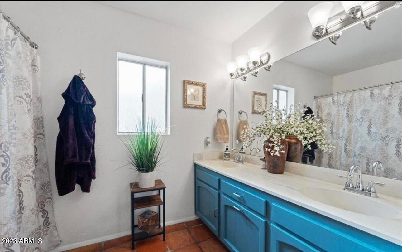 Dynamite Equestrian Properties - Residential