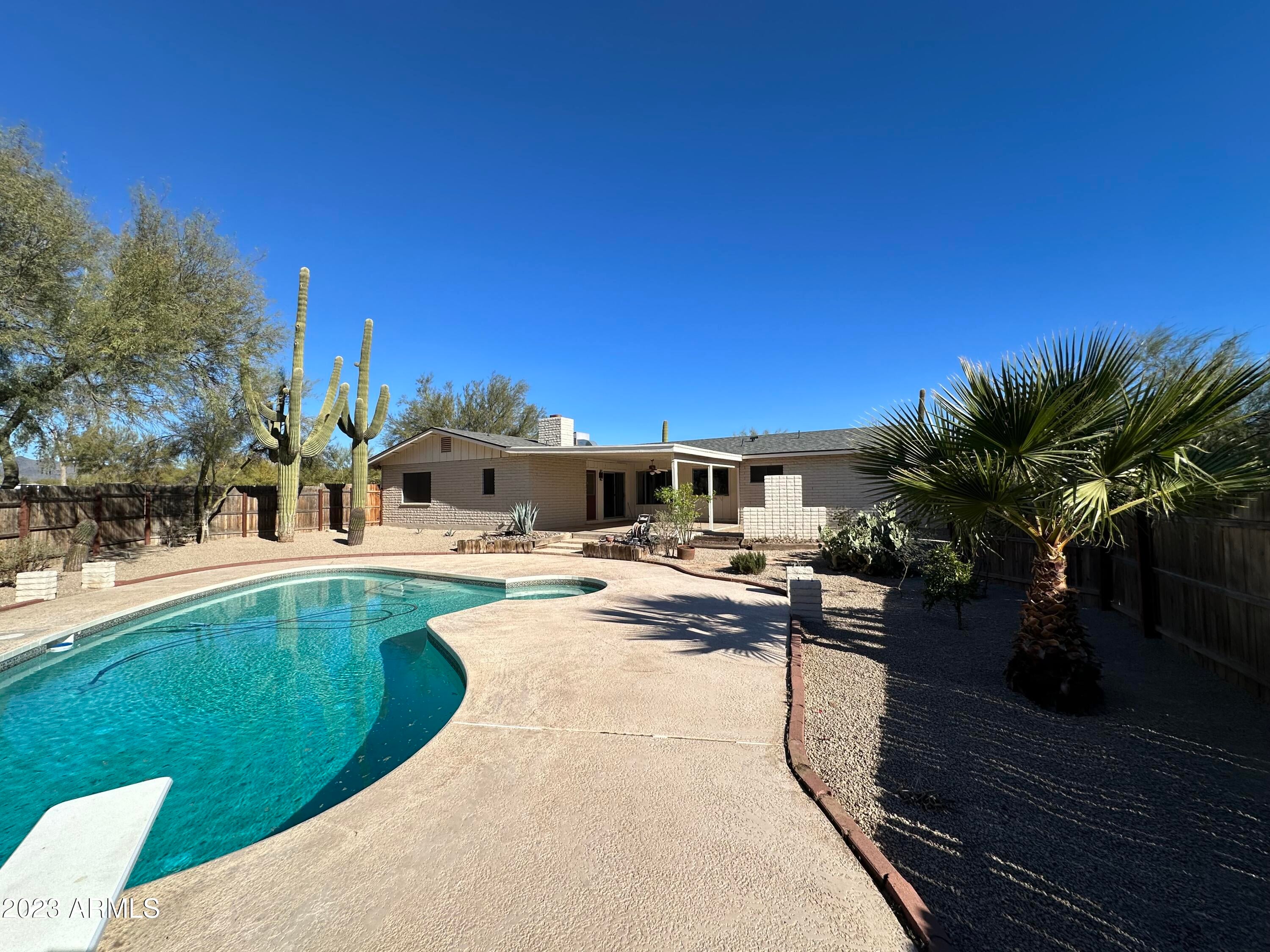 Dynamite Equestrian Properties - Residential
