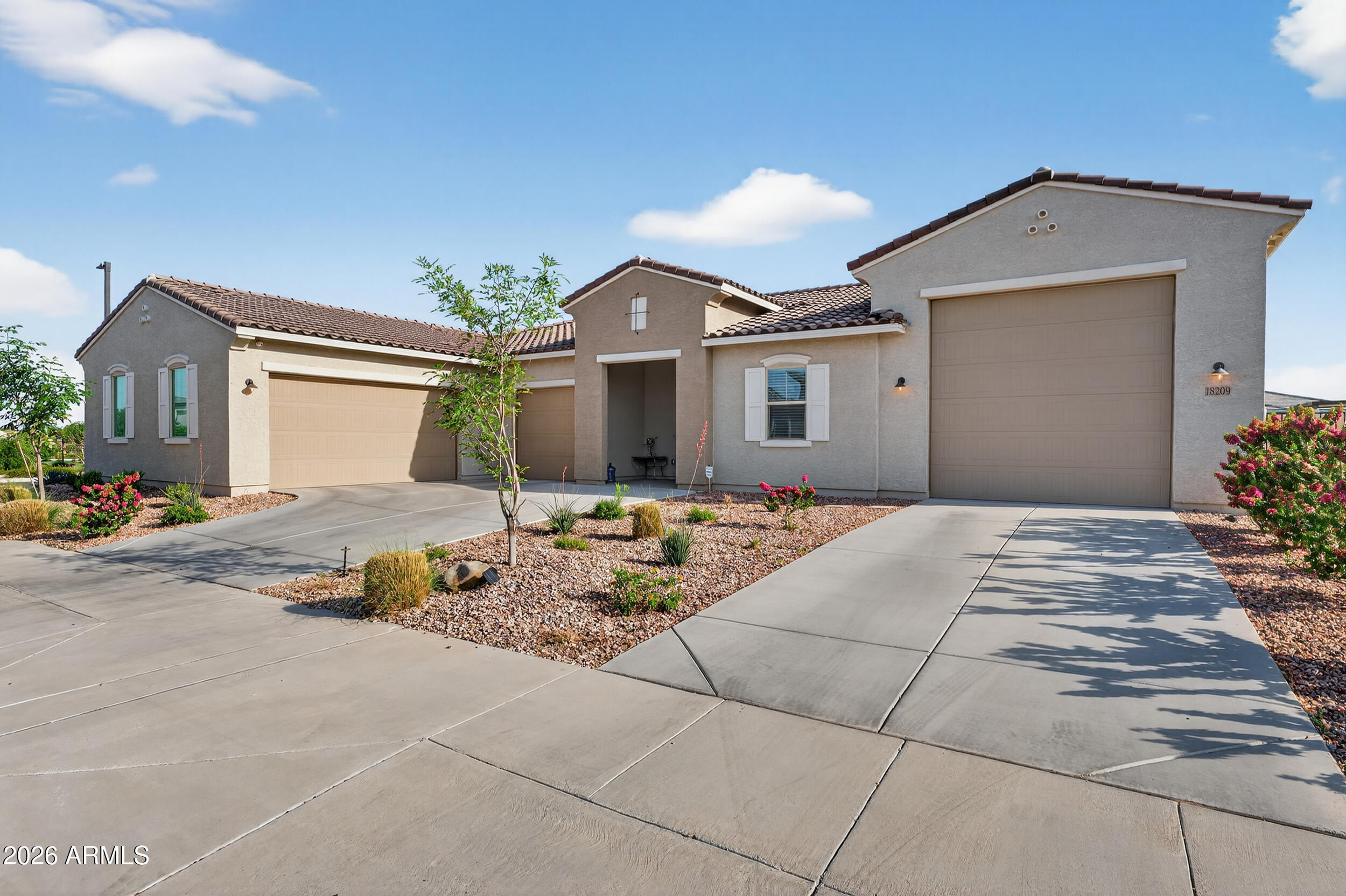 AZURE CANYON PARCEL 4 REPLAT - Residential