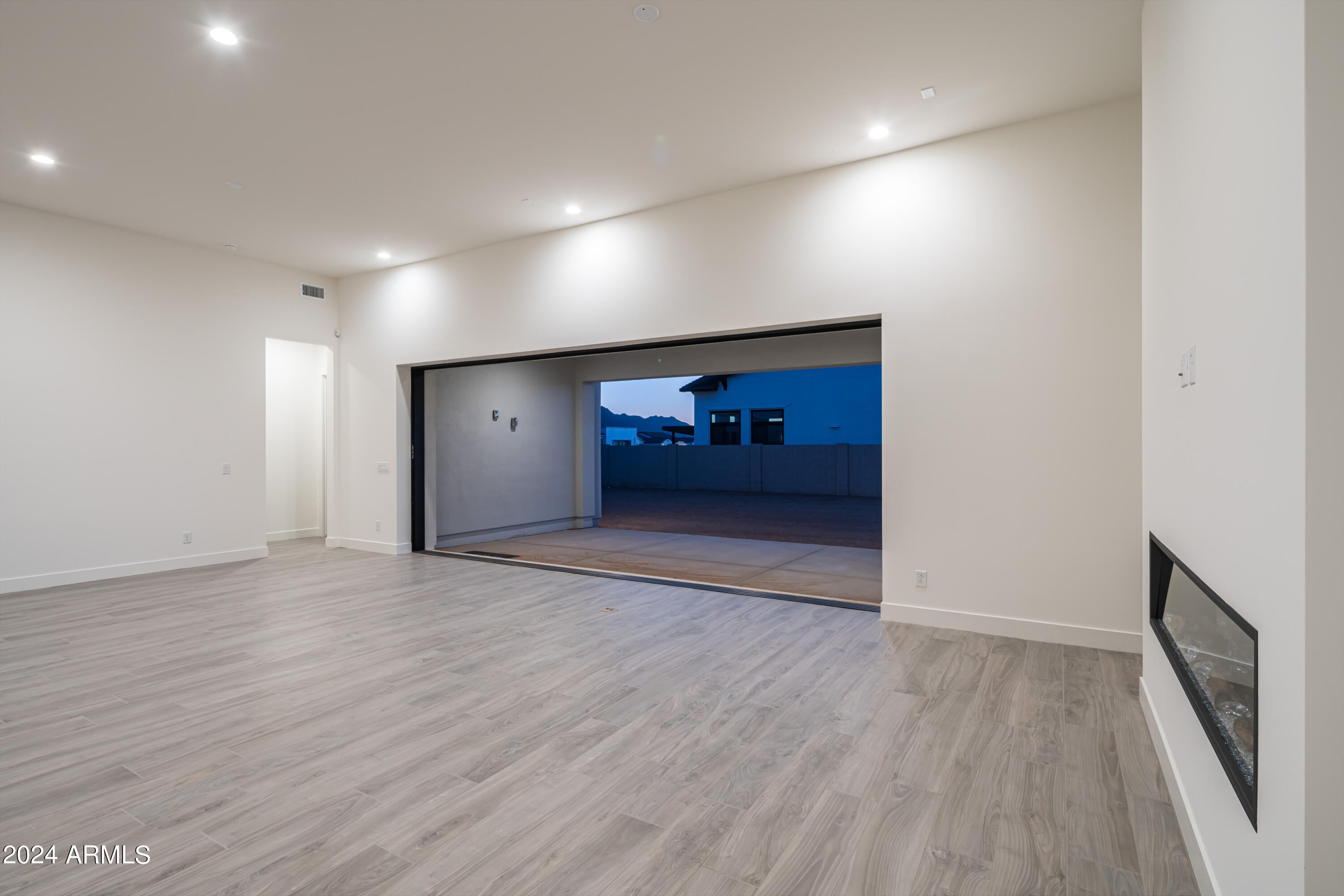 BRIDLE RANCH - Residential