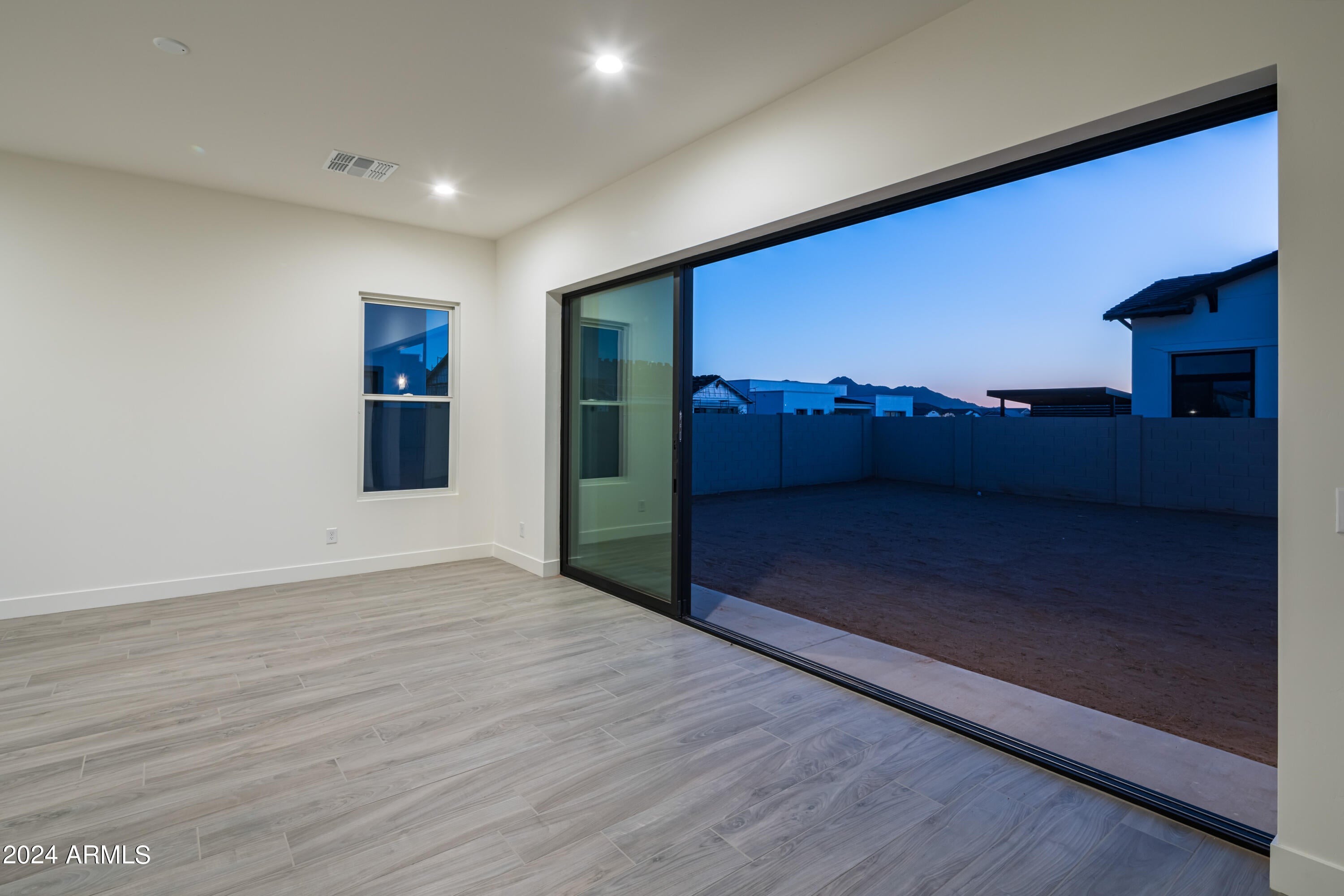 BRIDLE RANCH - Residential