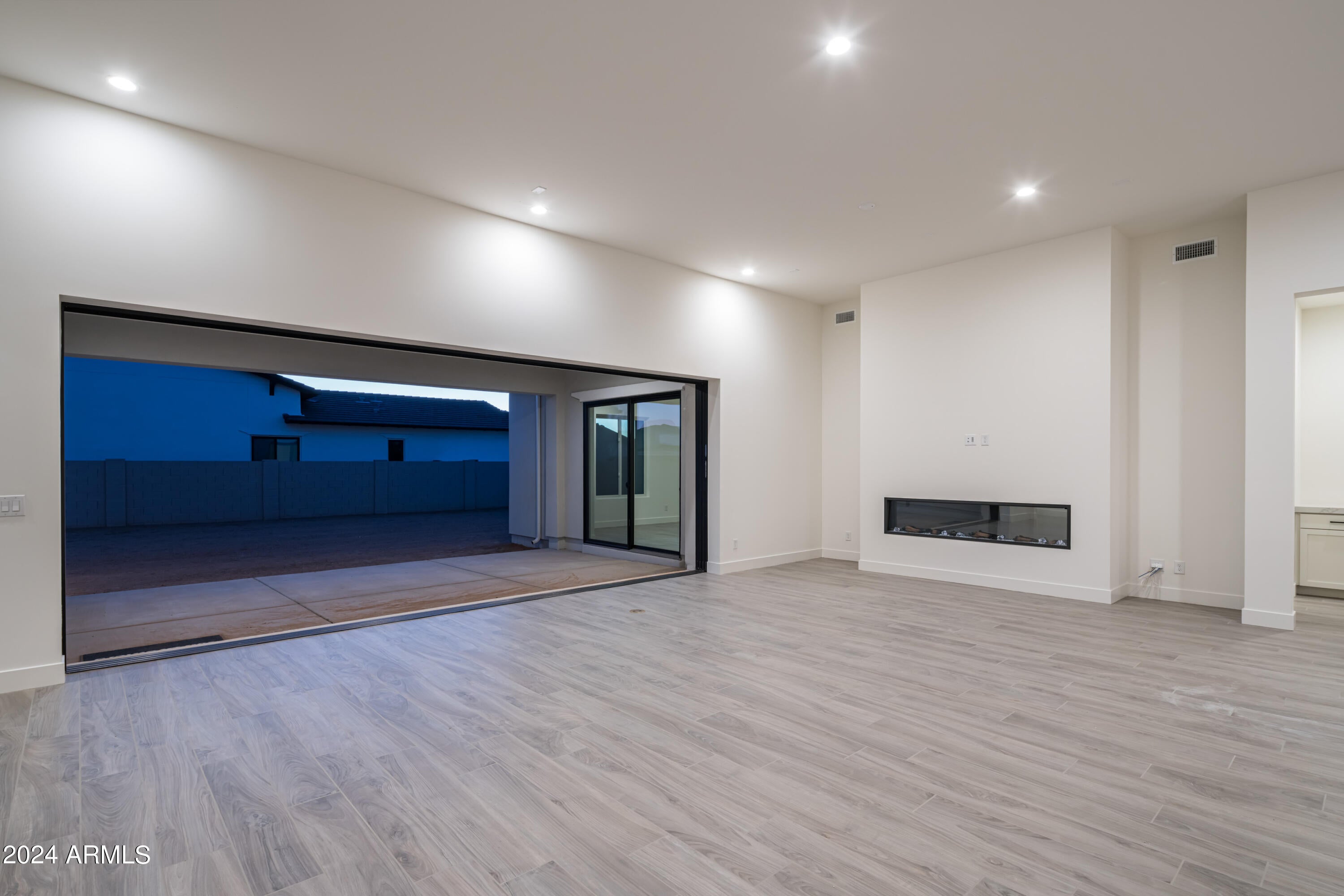 BRIDLE RANCH - Residential