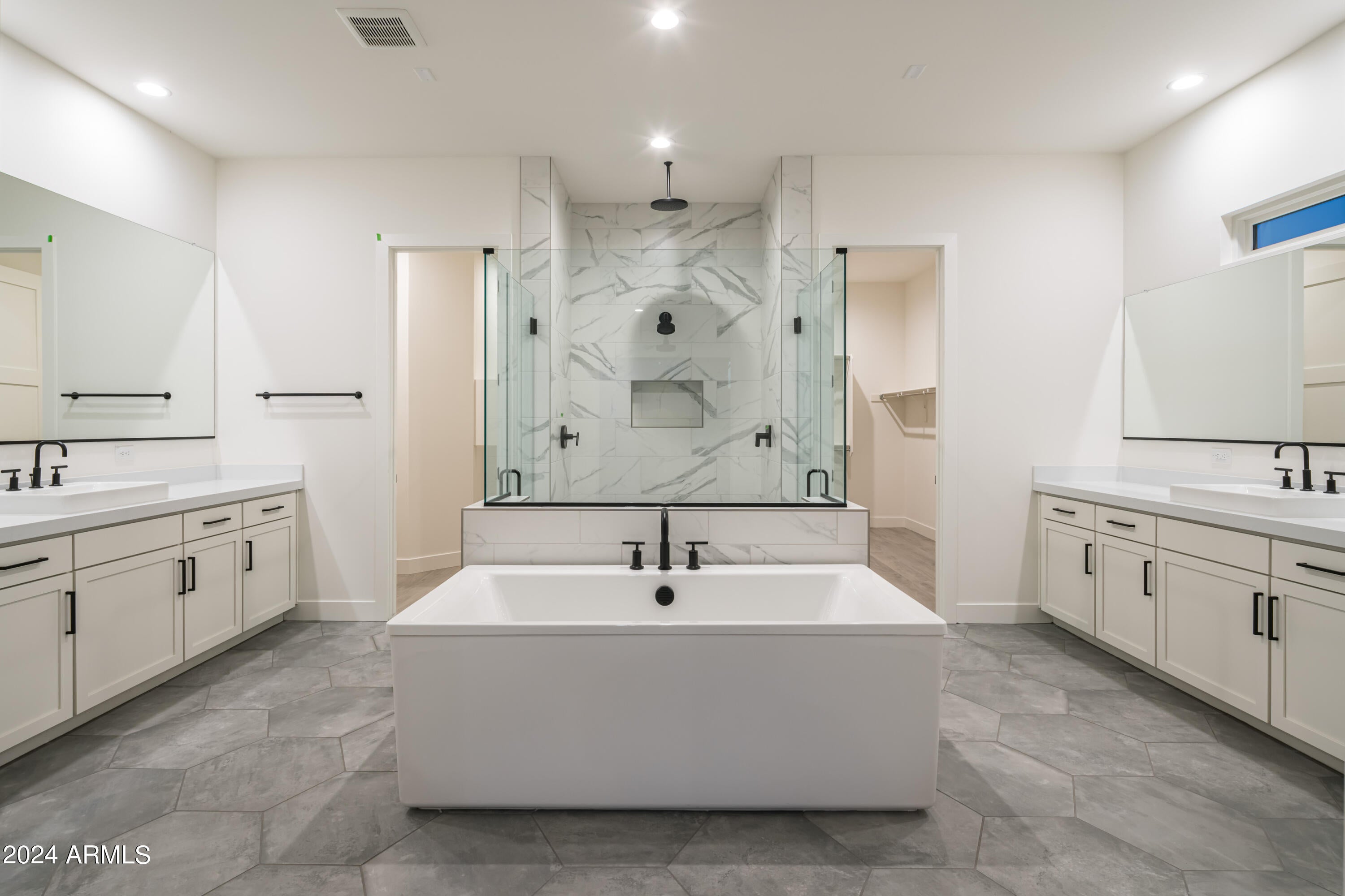 BRIDLE RANCH - Residential