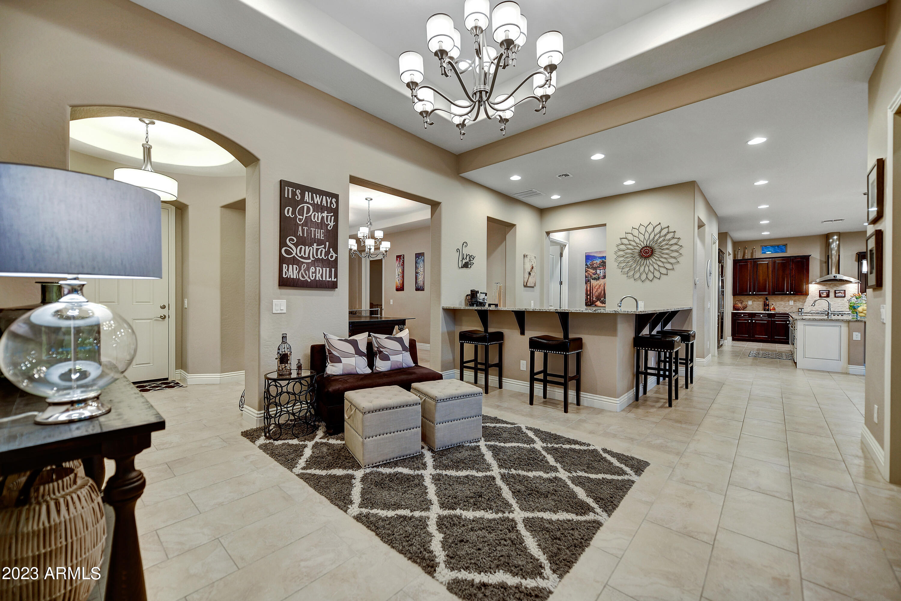LONE MOUNTAIN - Residential