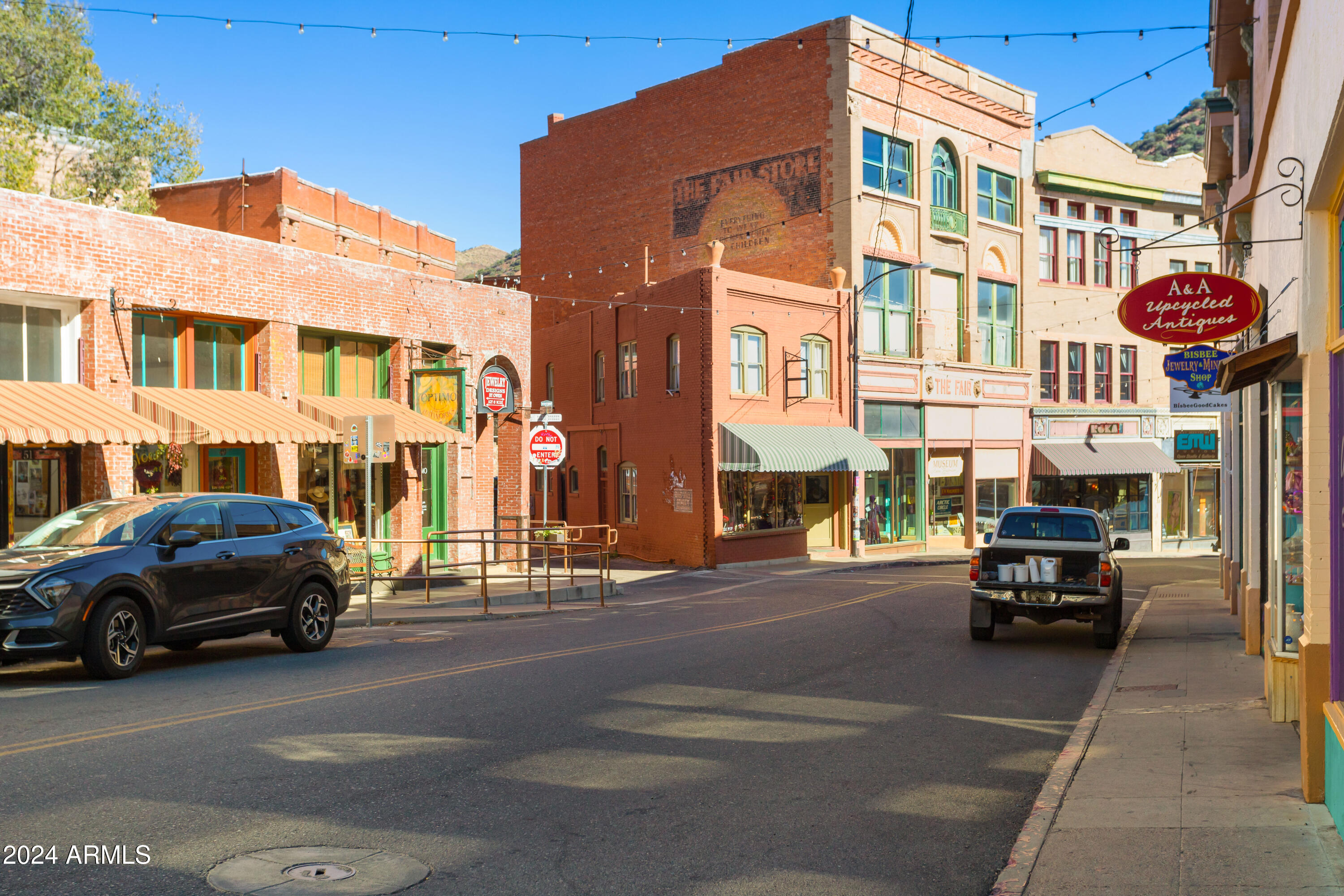 BISBEE - Commercial Sale