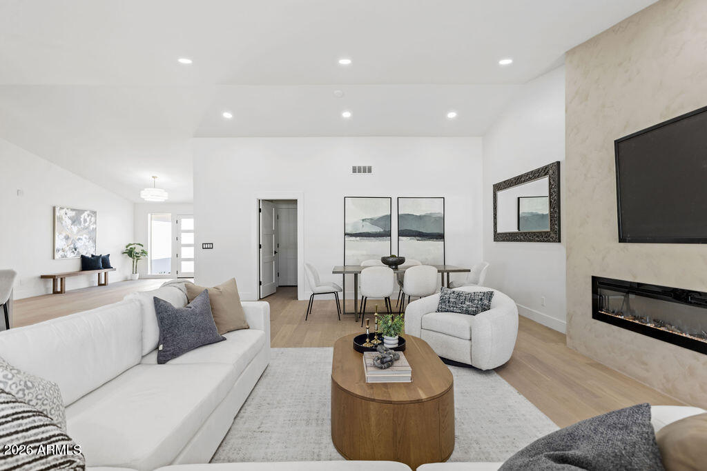 LA PAZ AT DESERT SPRINGS UNIT 23 - Residential