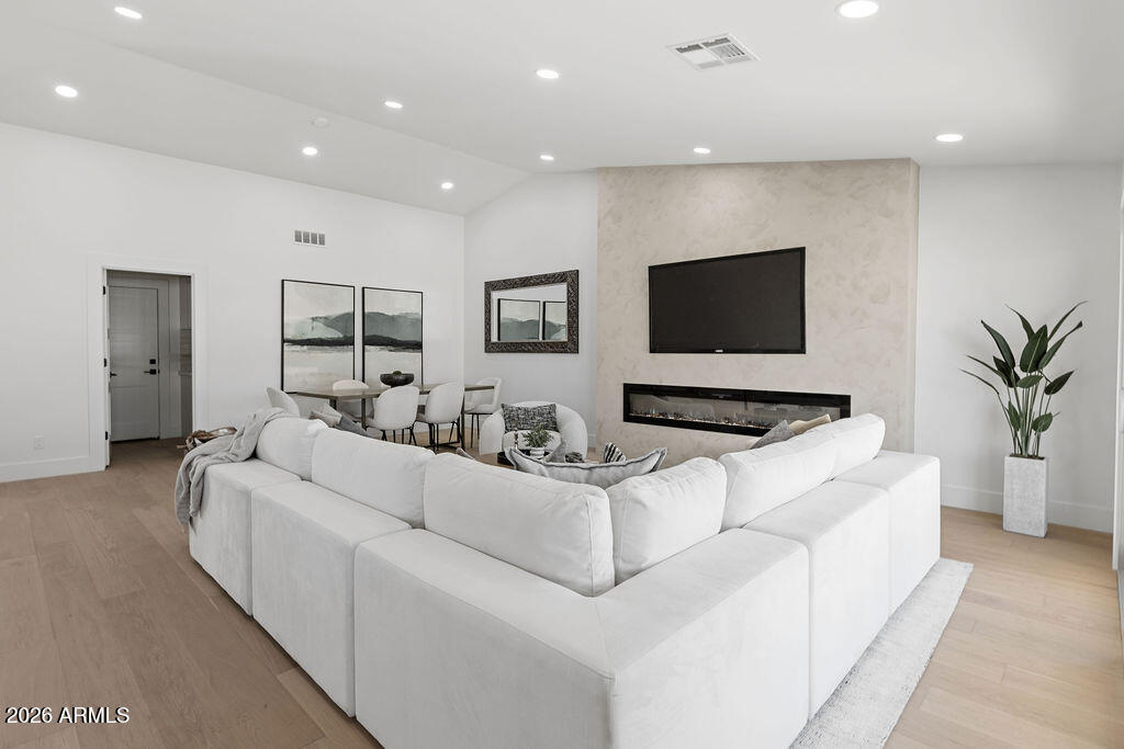 LA PAZ AT DESERT SPRINGS UNIT 23 - Residential