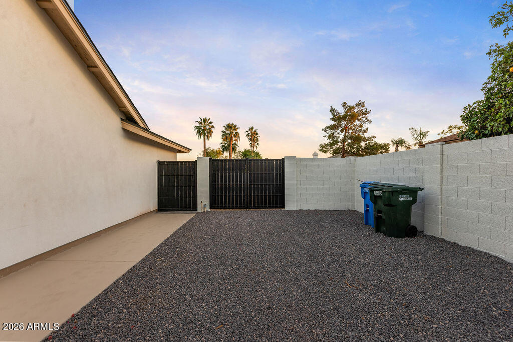 LA PAZ AT DESERT SPRINGS UNIT 23 - Residential