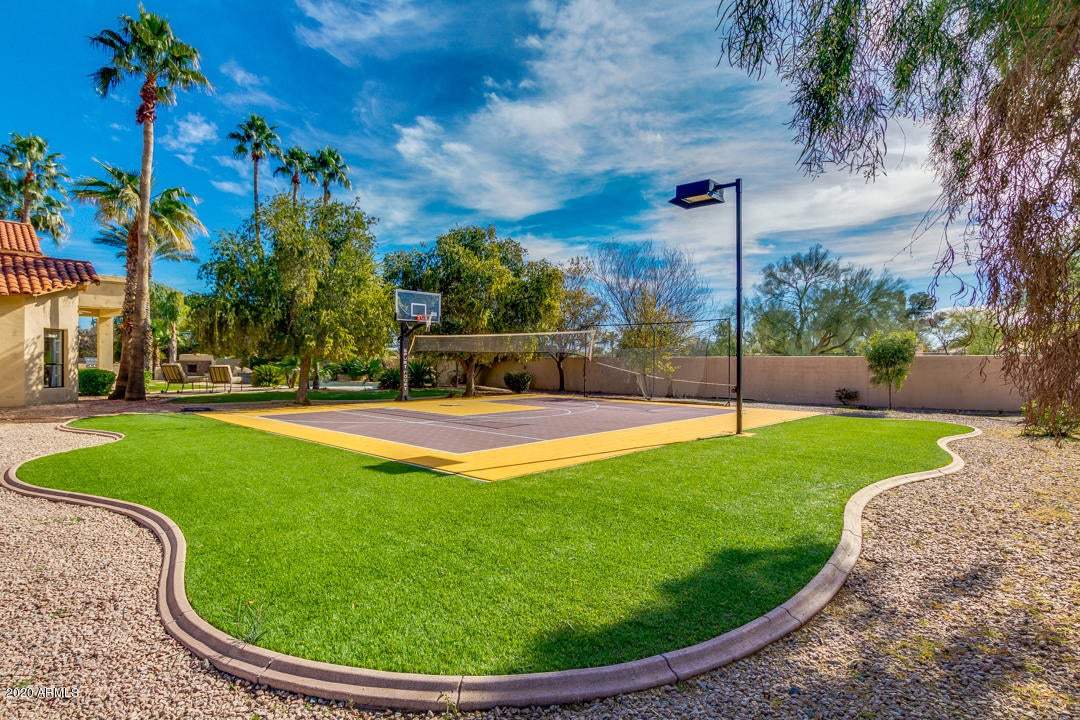 FAIRWAY ACRES - Residential