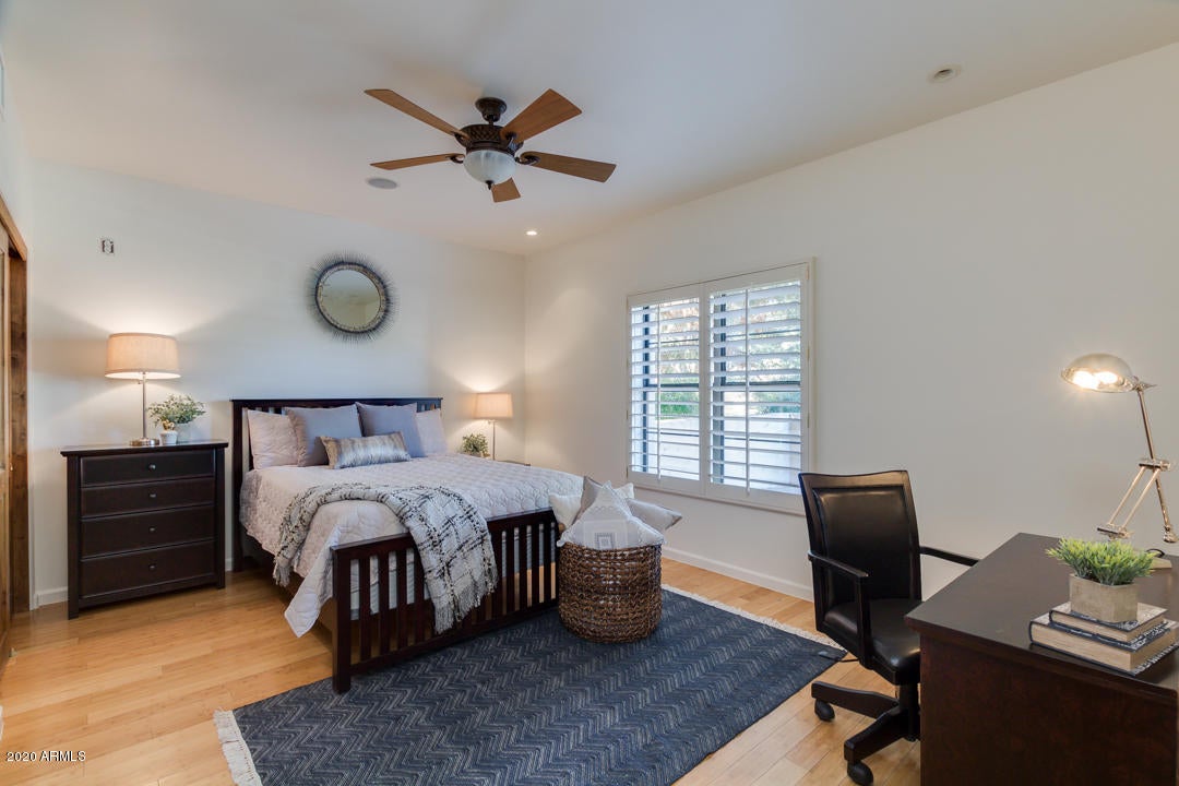 FAIRWAY ACRES - Residential