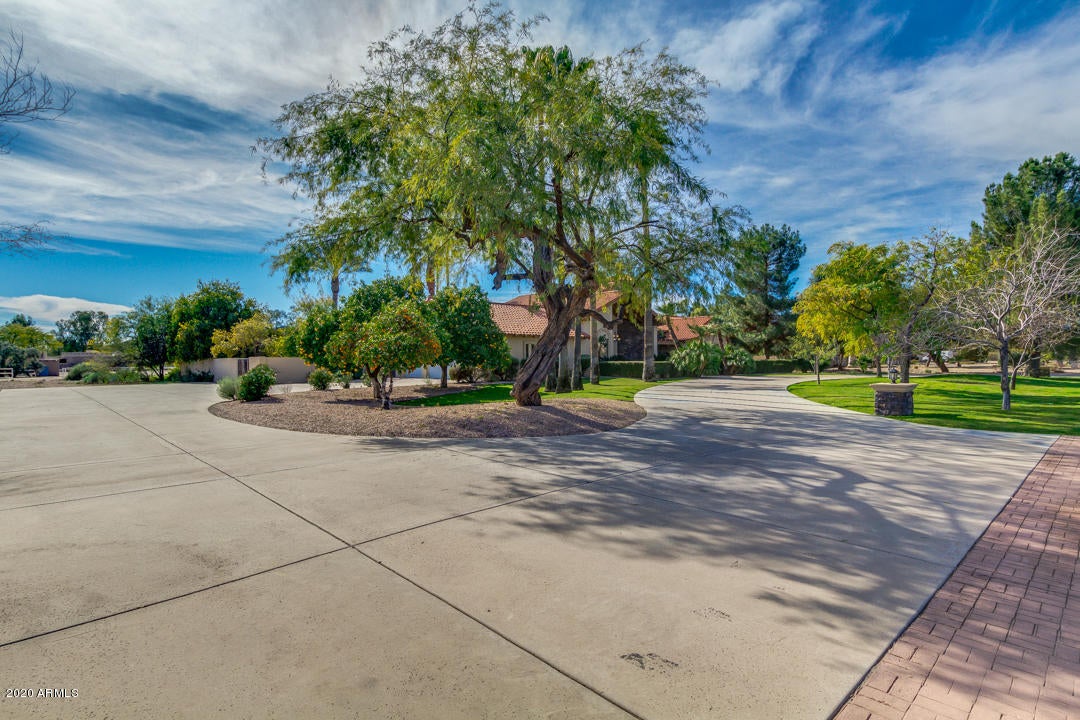 FAIRWAY ACRES - Residential