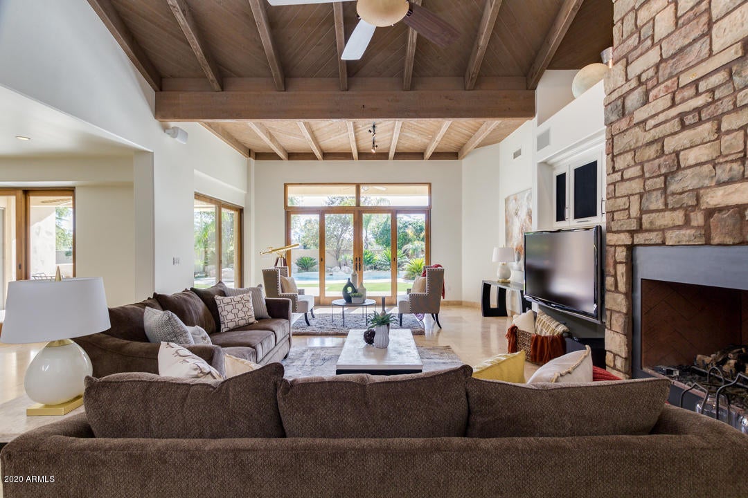 FAIRWAY ACRES - Residential