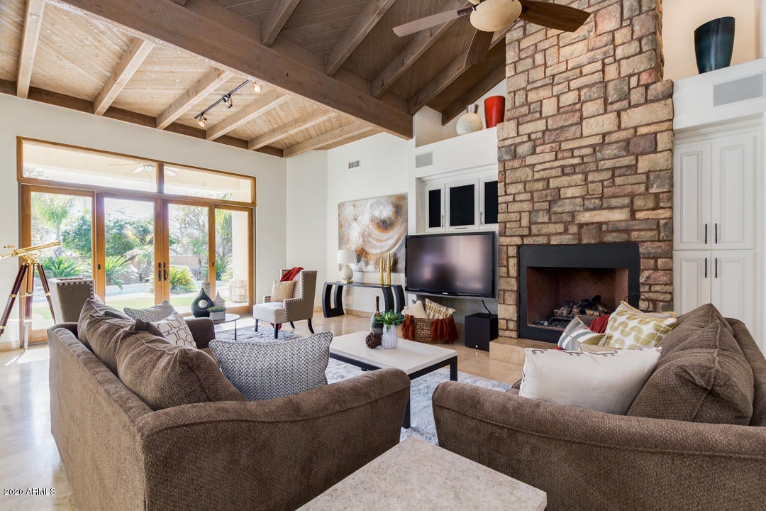 FAIRWAY ACRES - Residential