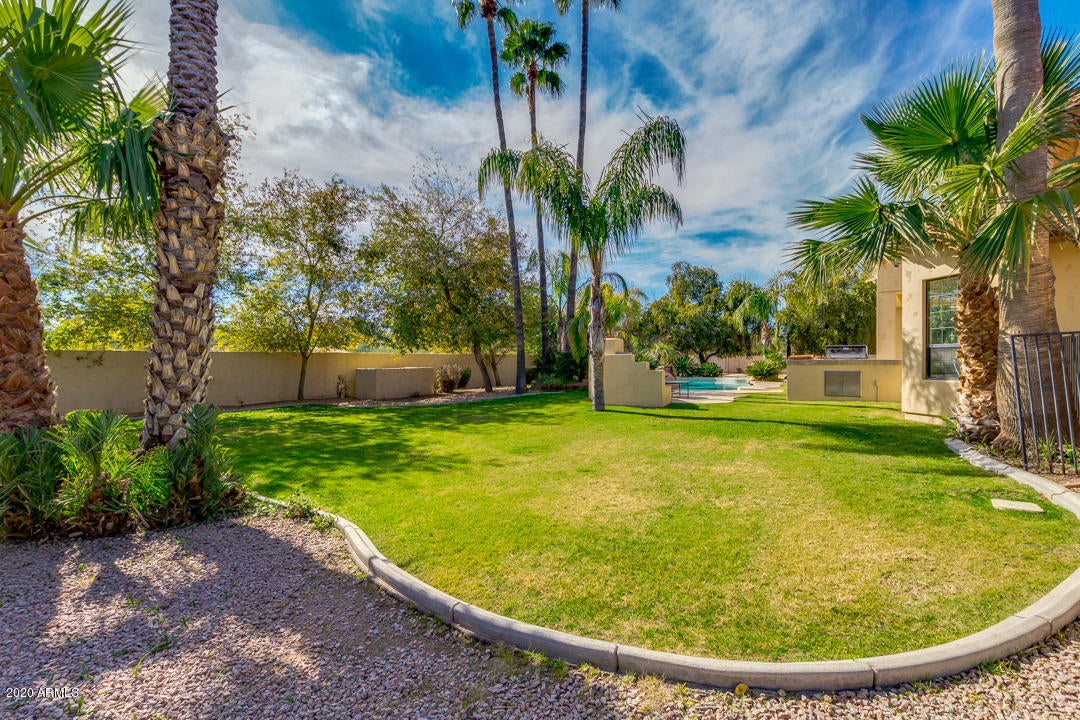 FAIRWAY ACRES - Residential