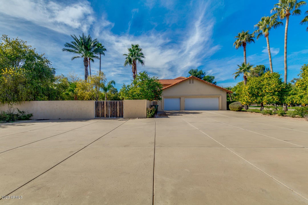 FAIRWAY ACRES - Residential