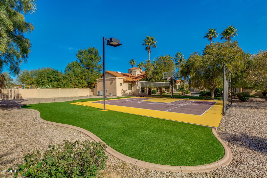 FAIRWAY ACRES - Residential