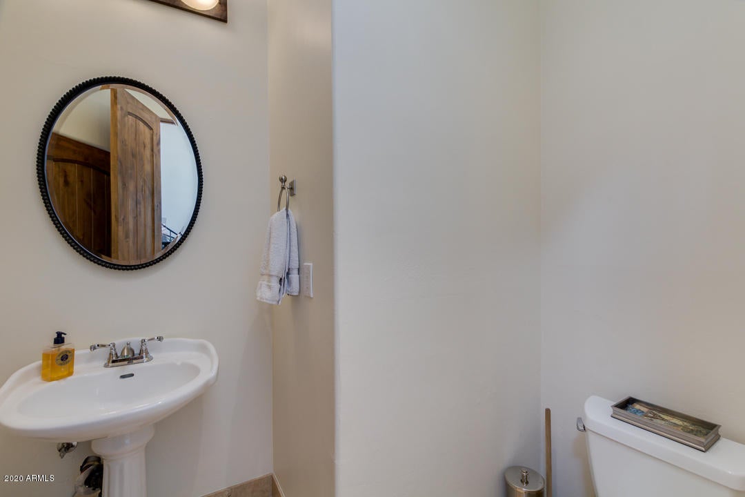 FAIRWAY ACRES - Residential