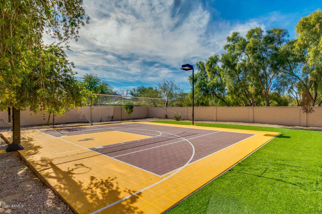 FAIRWAY ACRES - Residential