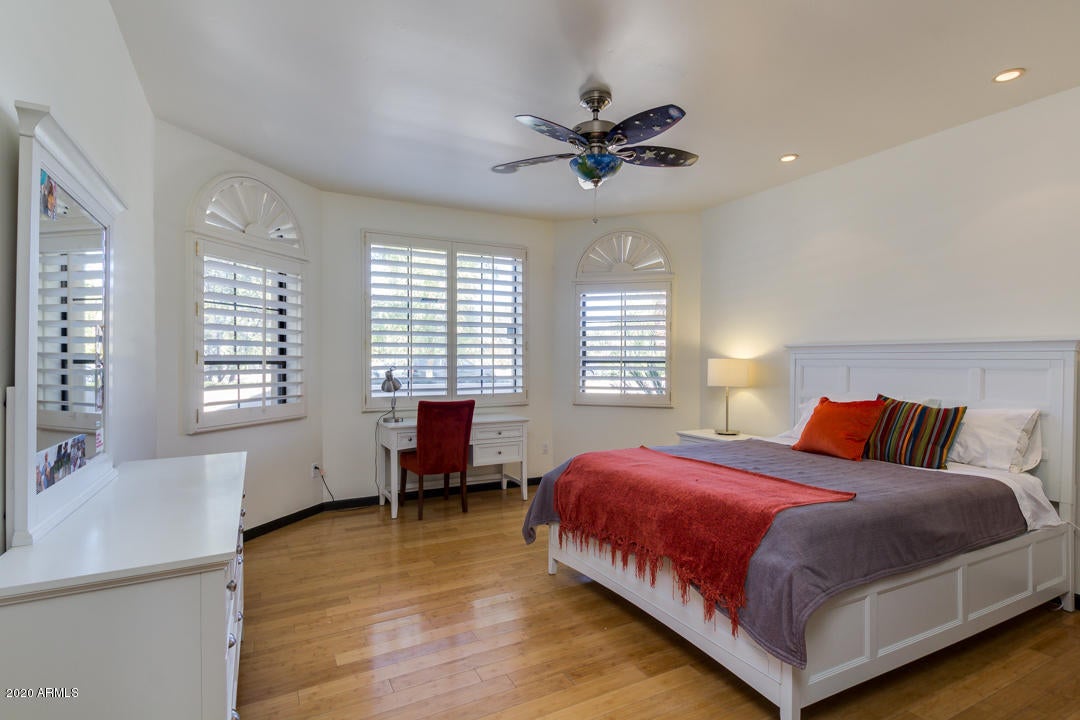 FAIRWAY ACRES - Residential