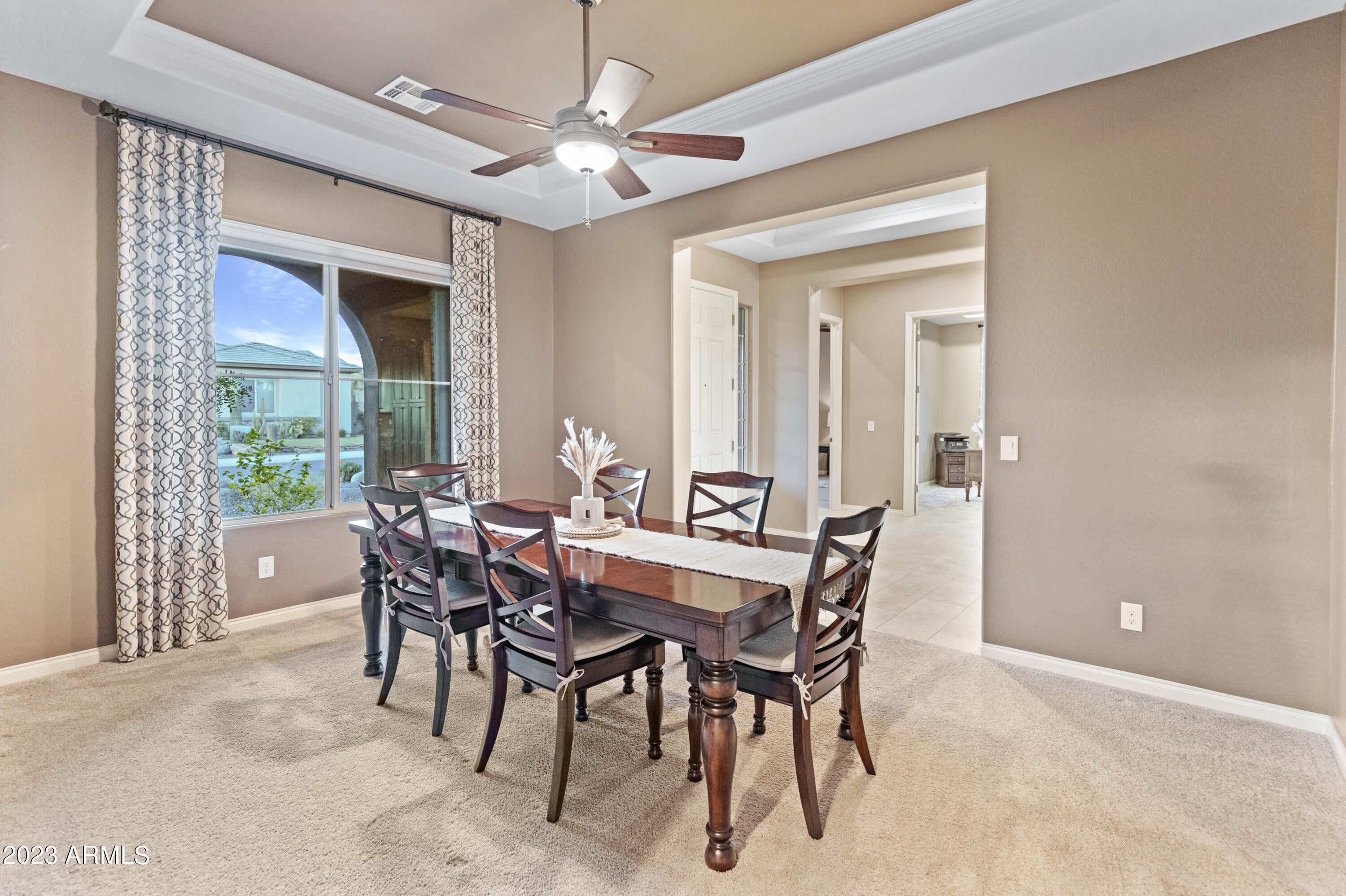 LONE MOUNTAIN - Residential
