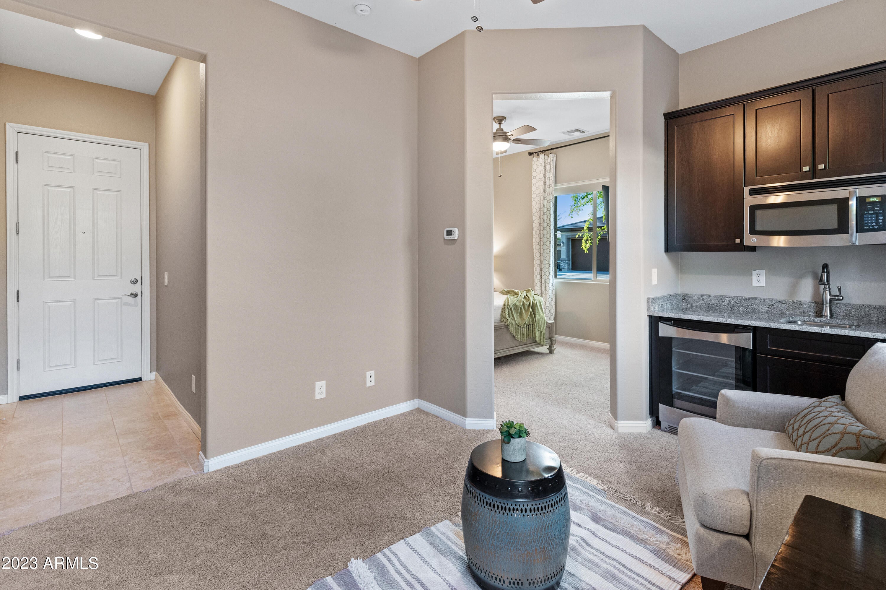 LONE MOUNTAIN - Residential