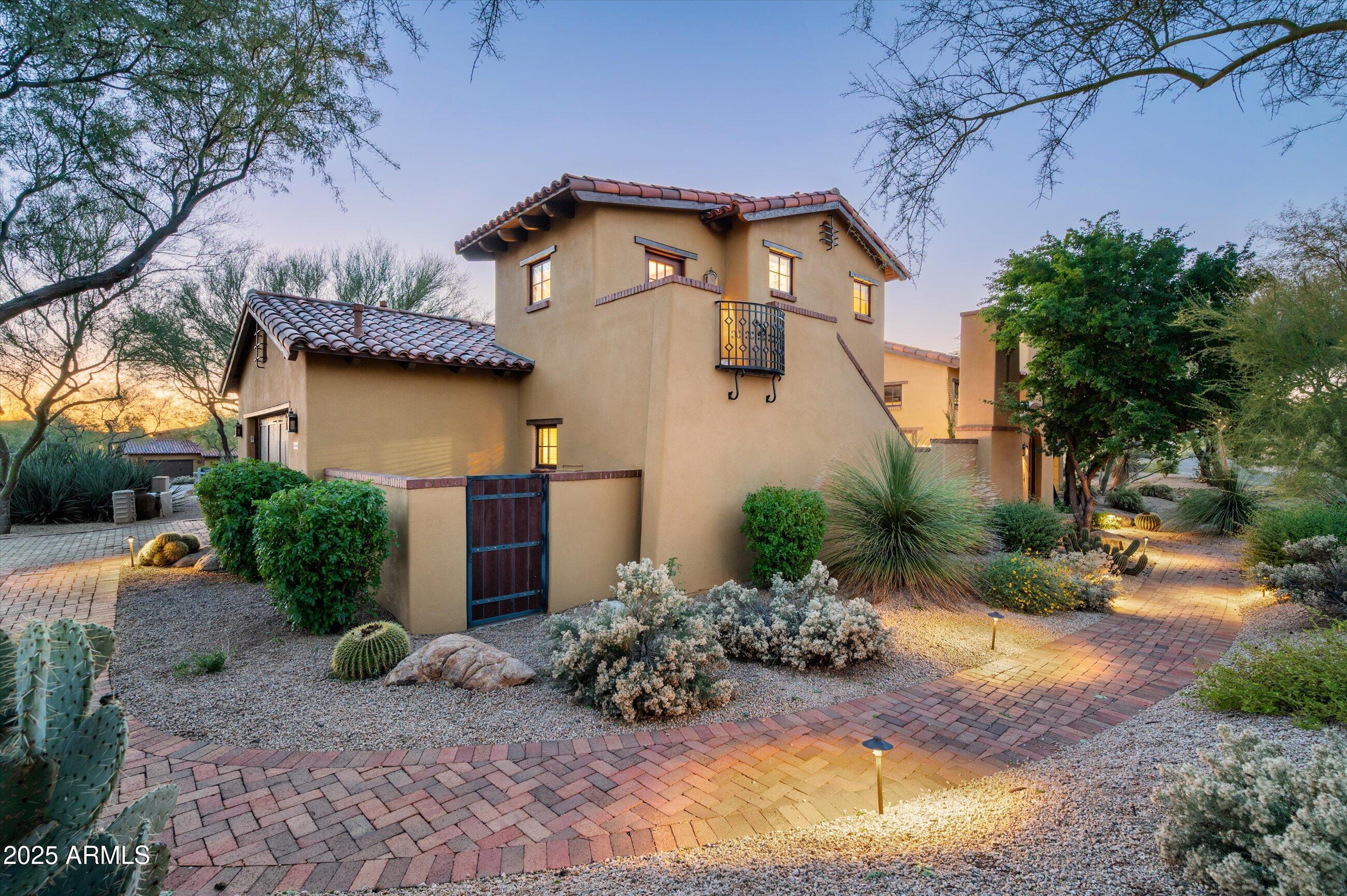 DESERT MOUNTAIN - Residential