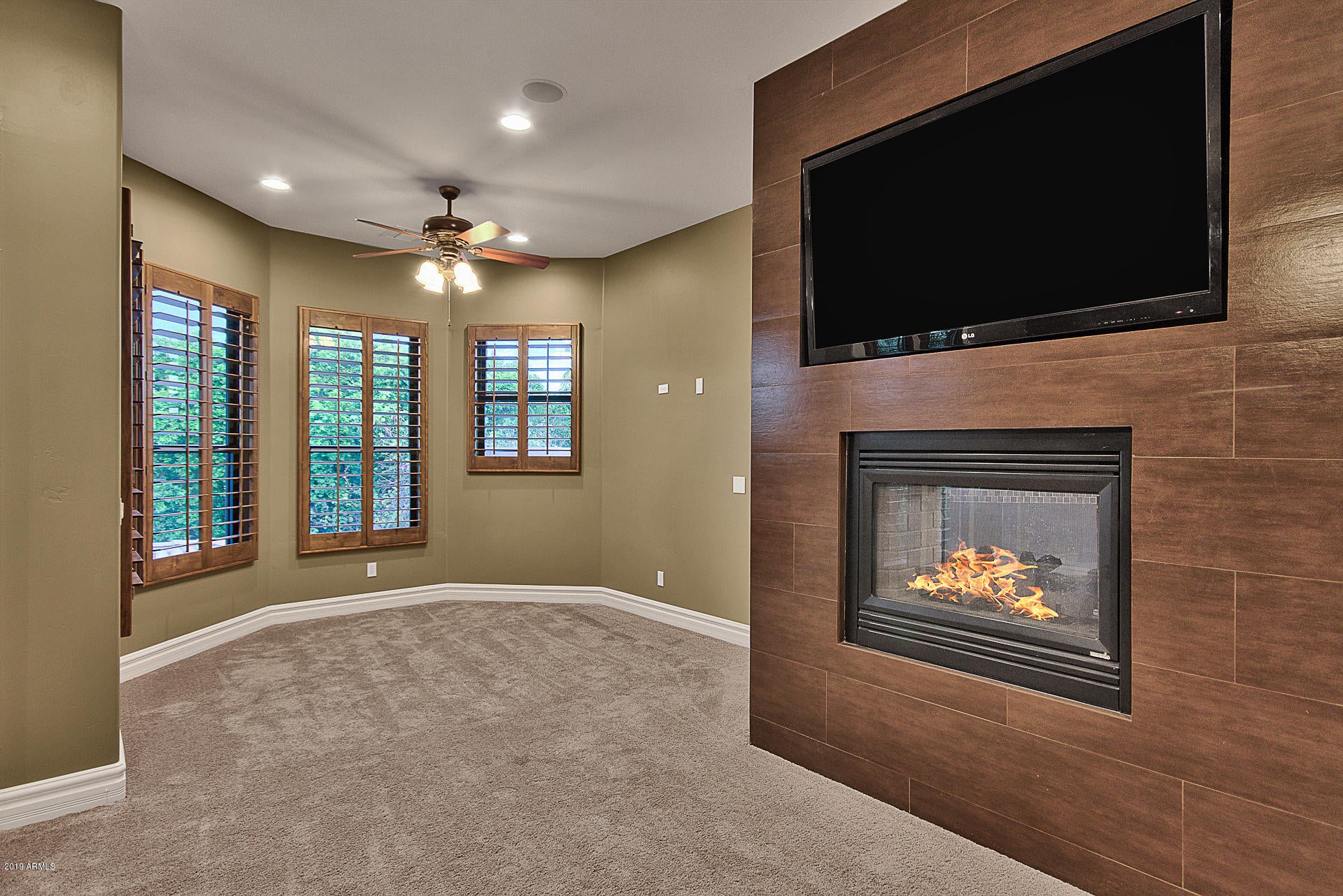 AHWATUKEE CUSTOM ESTATES - Residential