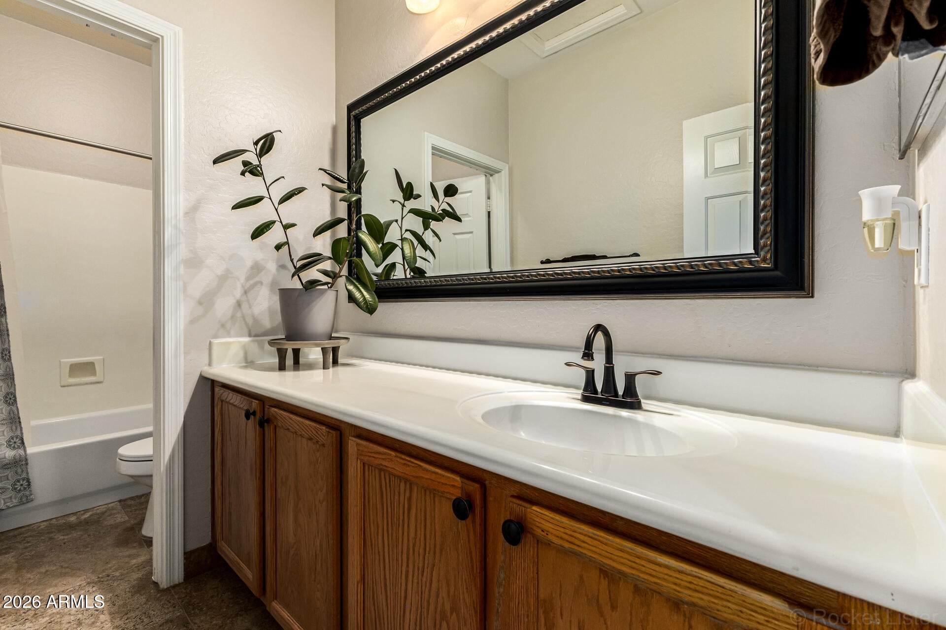 ANTHEM UNIT 25 - Residential