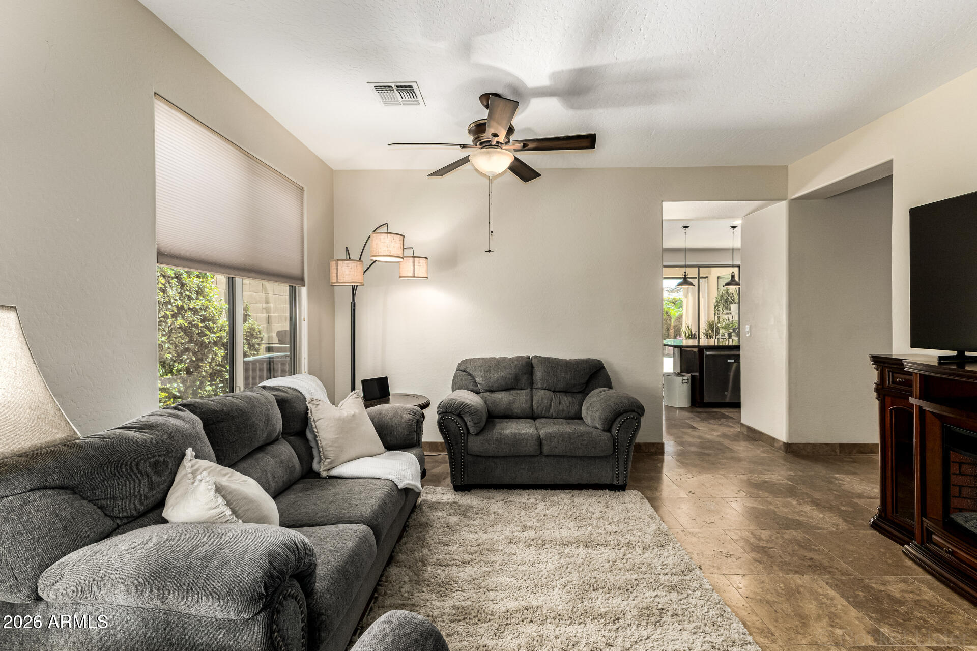 ANTHEM UNIT 25 - Residential