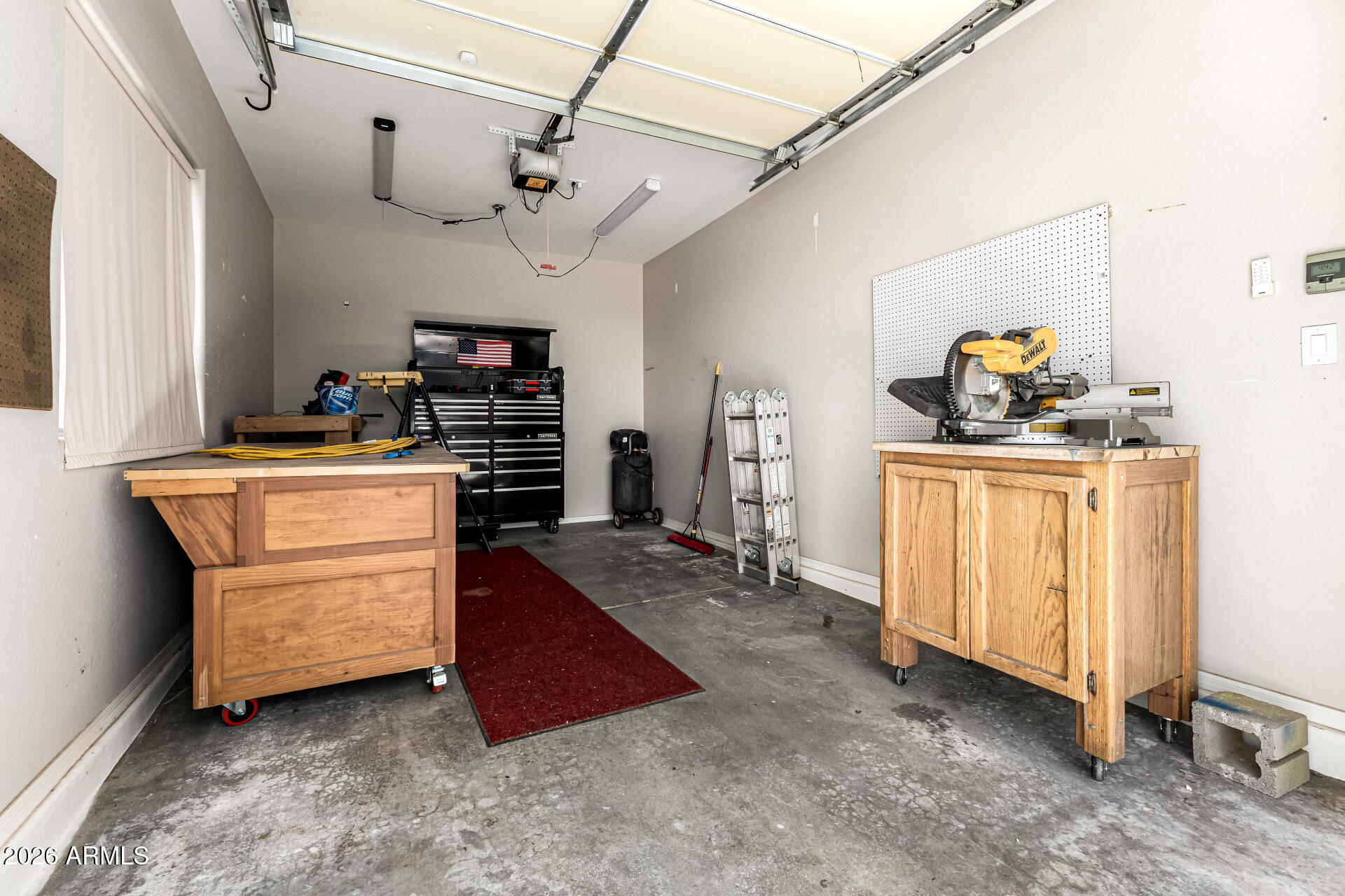 ANTHEM UNIT 25 - Residential