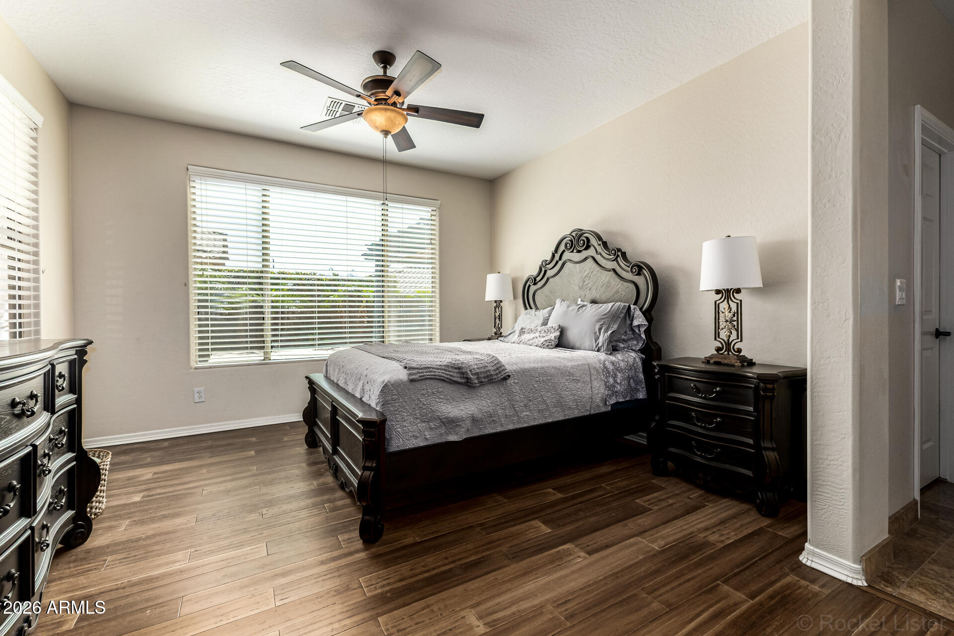 ANTHEM UNIT 25 - Residential