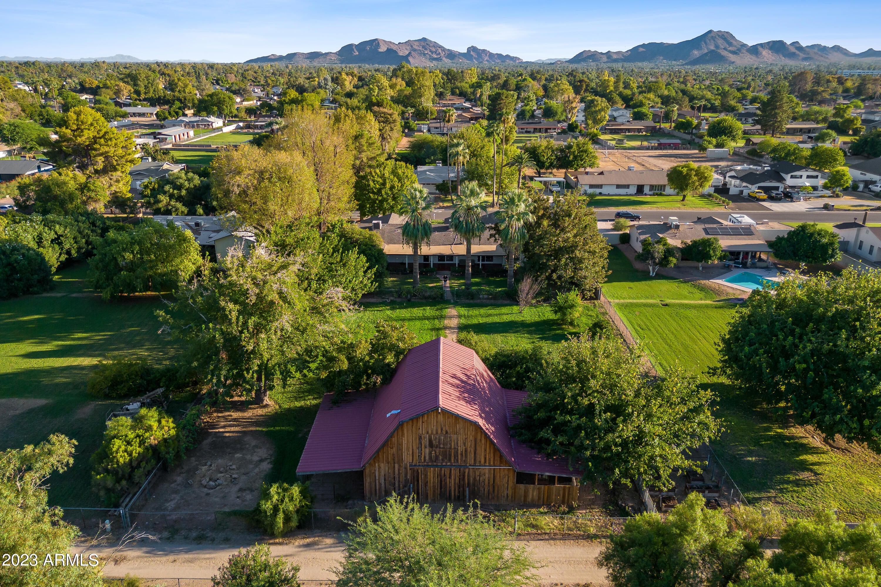 SUNBURST FARMS EAST 4 - Residential