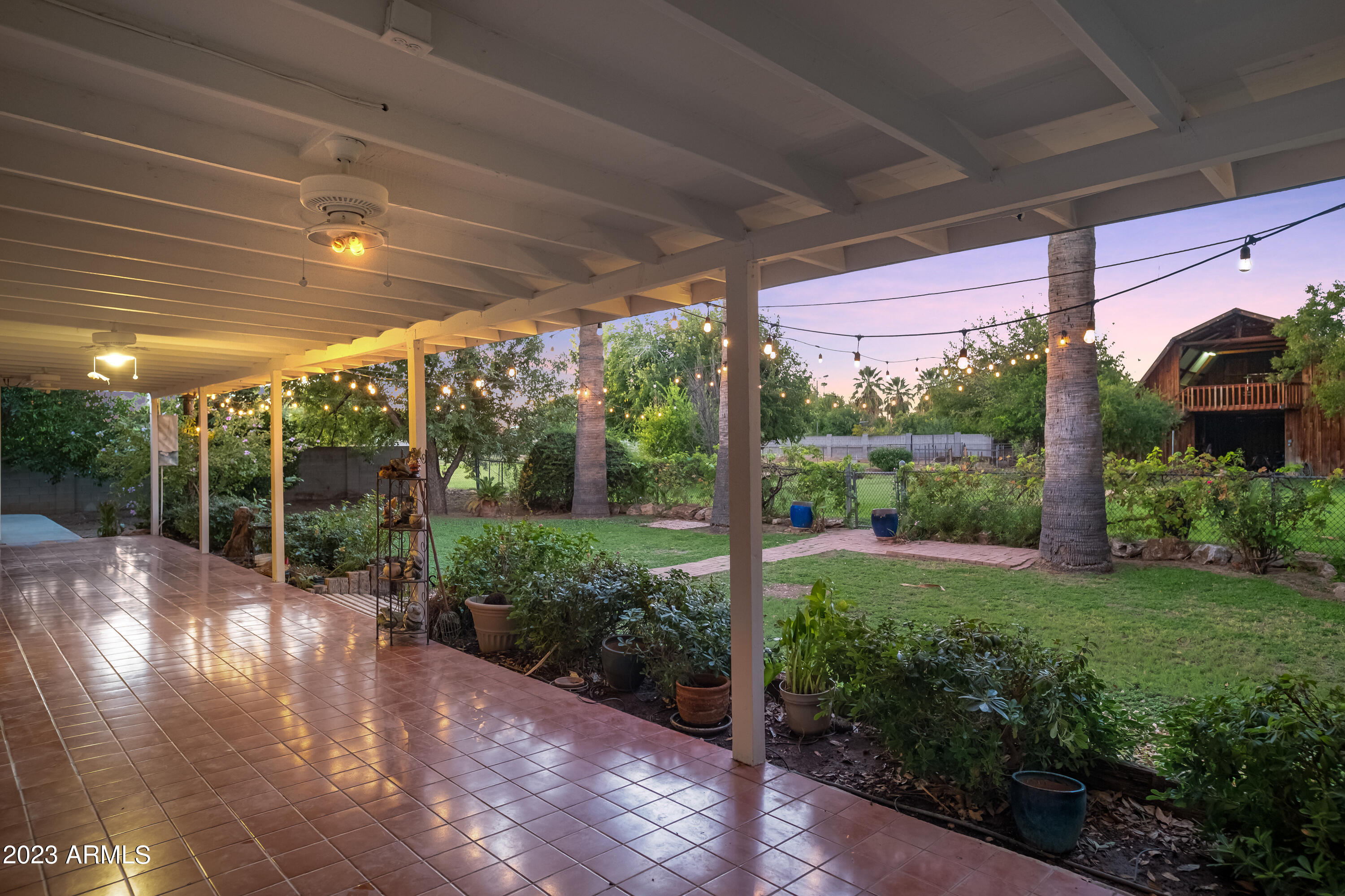 SUNBURST FARMS EAST 4 - Residential