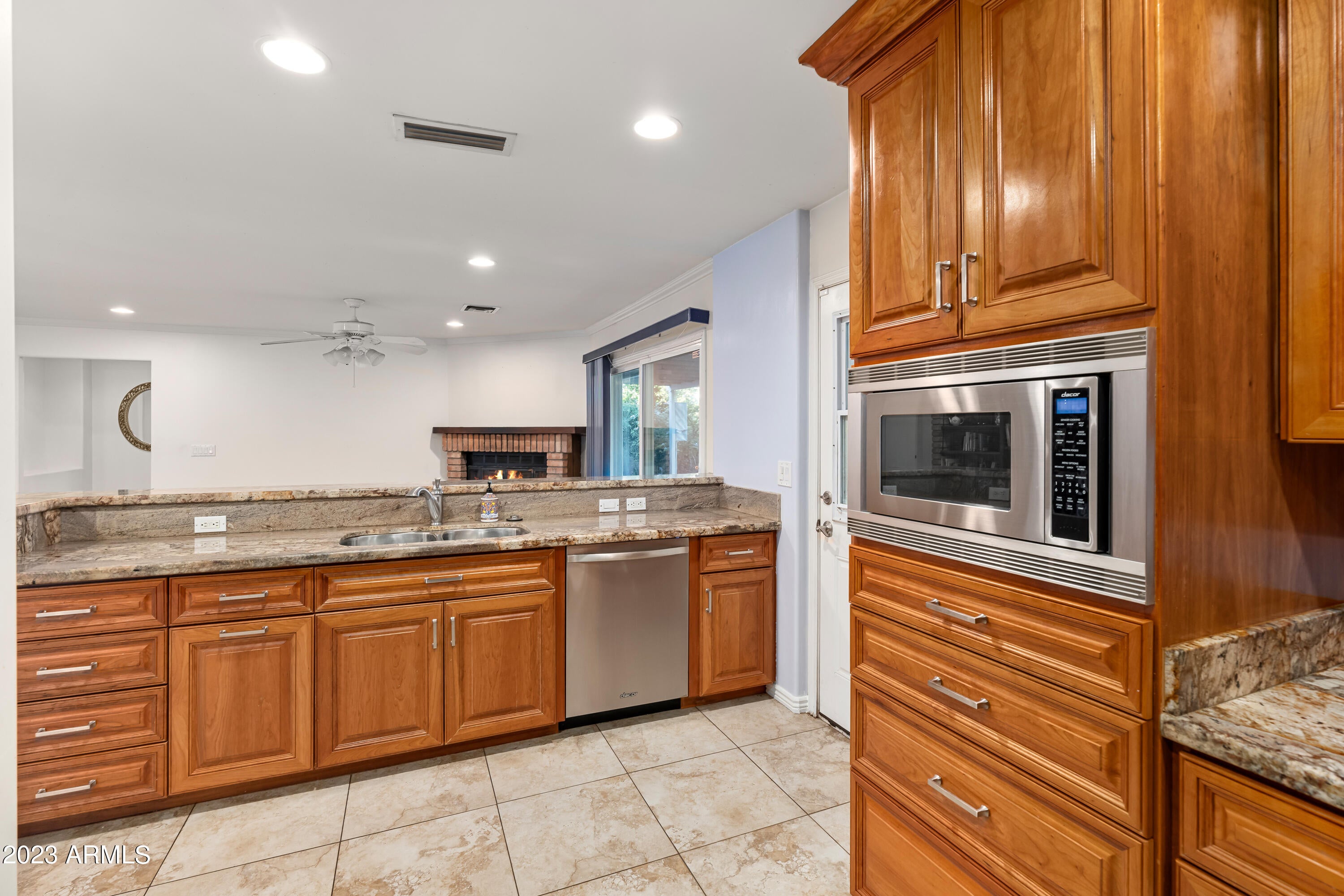 SUNBURST FARMS EAST 4 - Residential