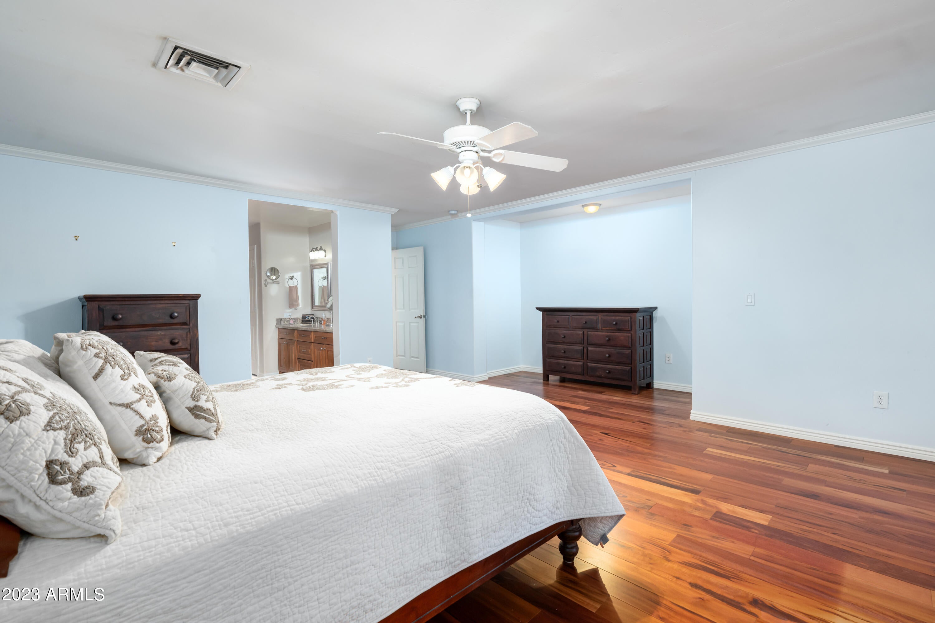 SUNBURST FARMS EAST 4 - Residential