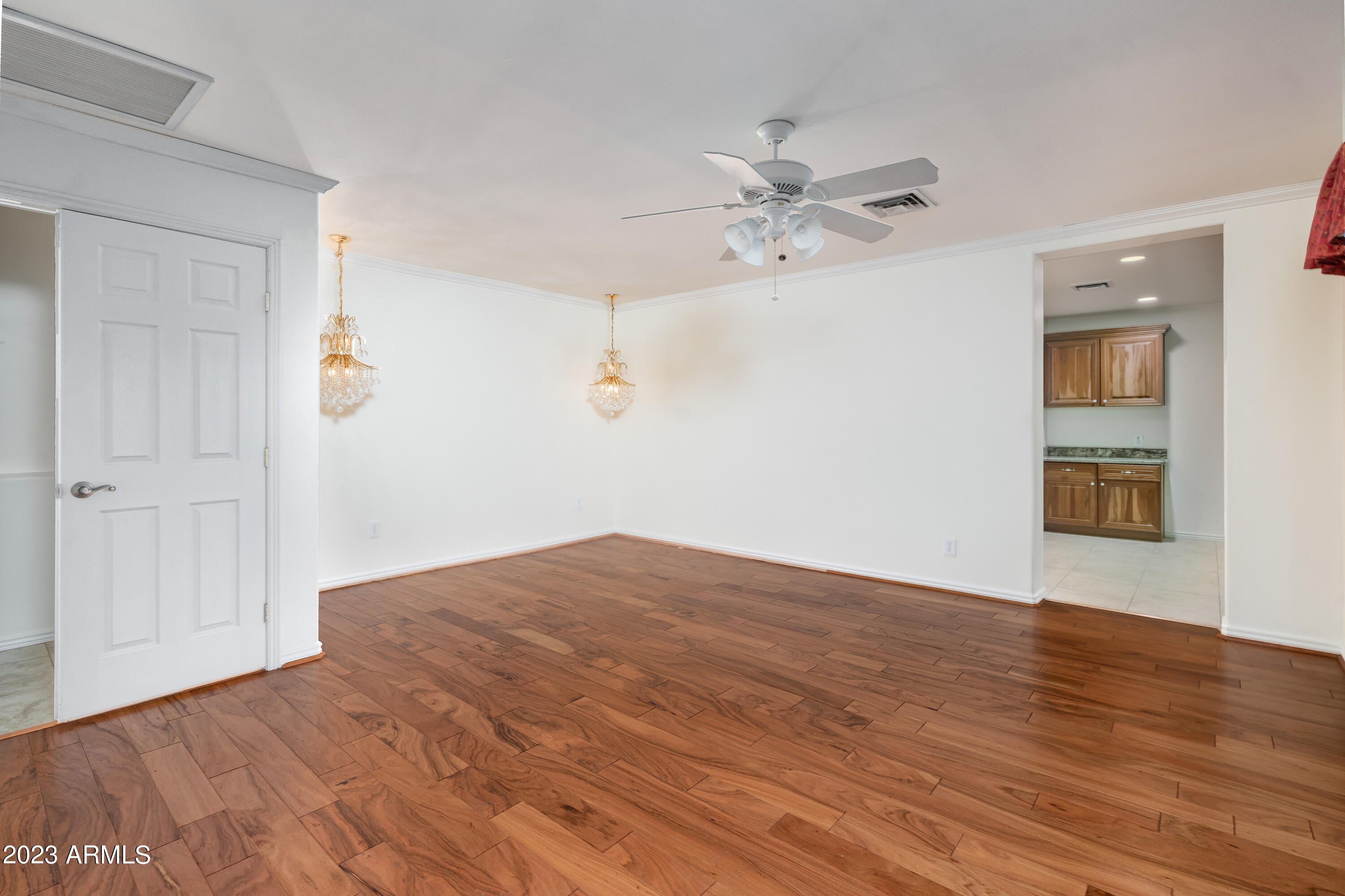 SUNBURST FARMS EAST 4 - Residential