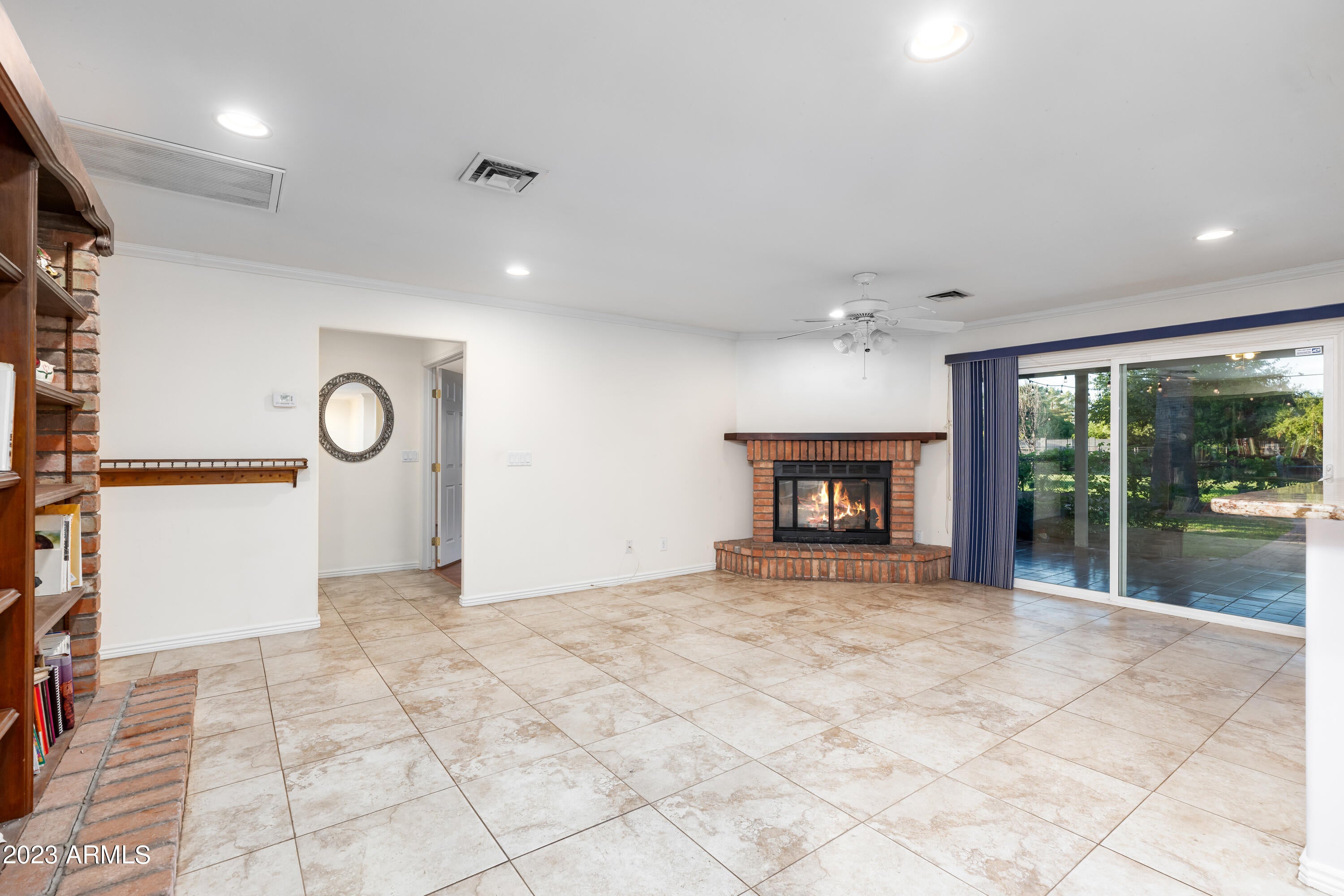 SUNBURST FARMS EAST 4 - Residential