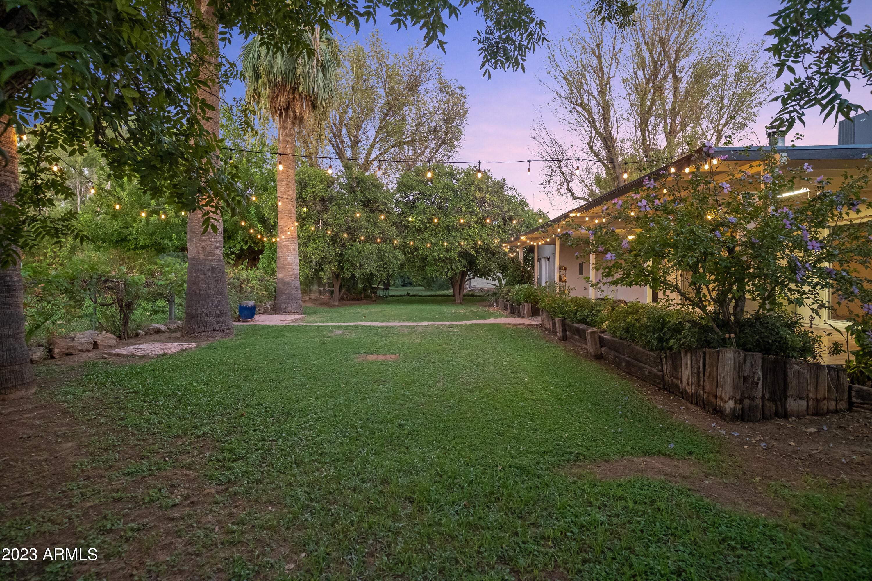 SUNBURST FARMS EAST 4 - Residential