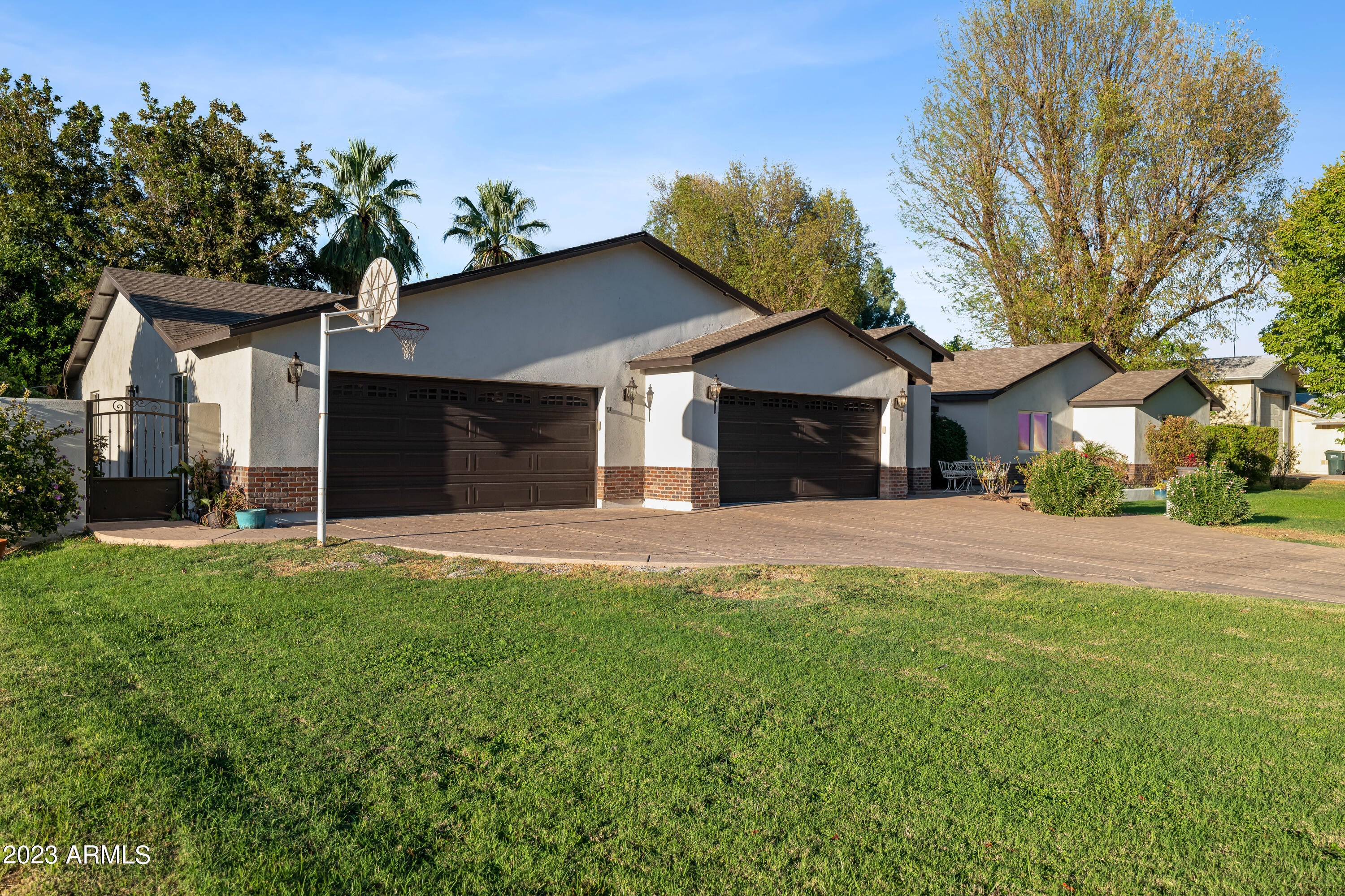 SUNBURST FARMS EAST 4 - Residential