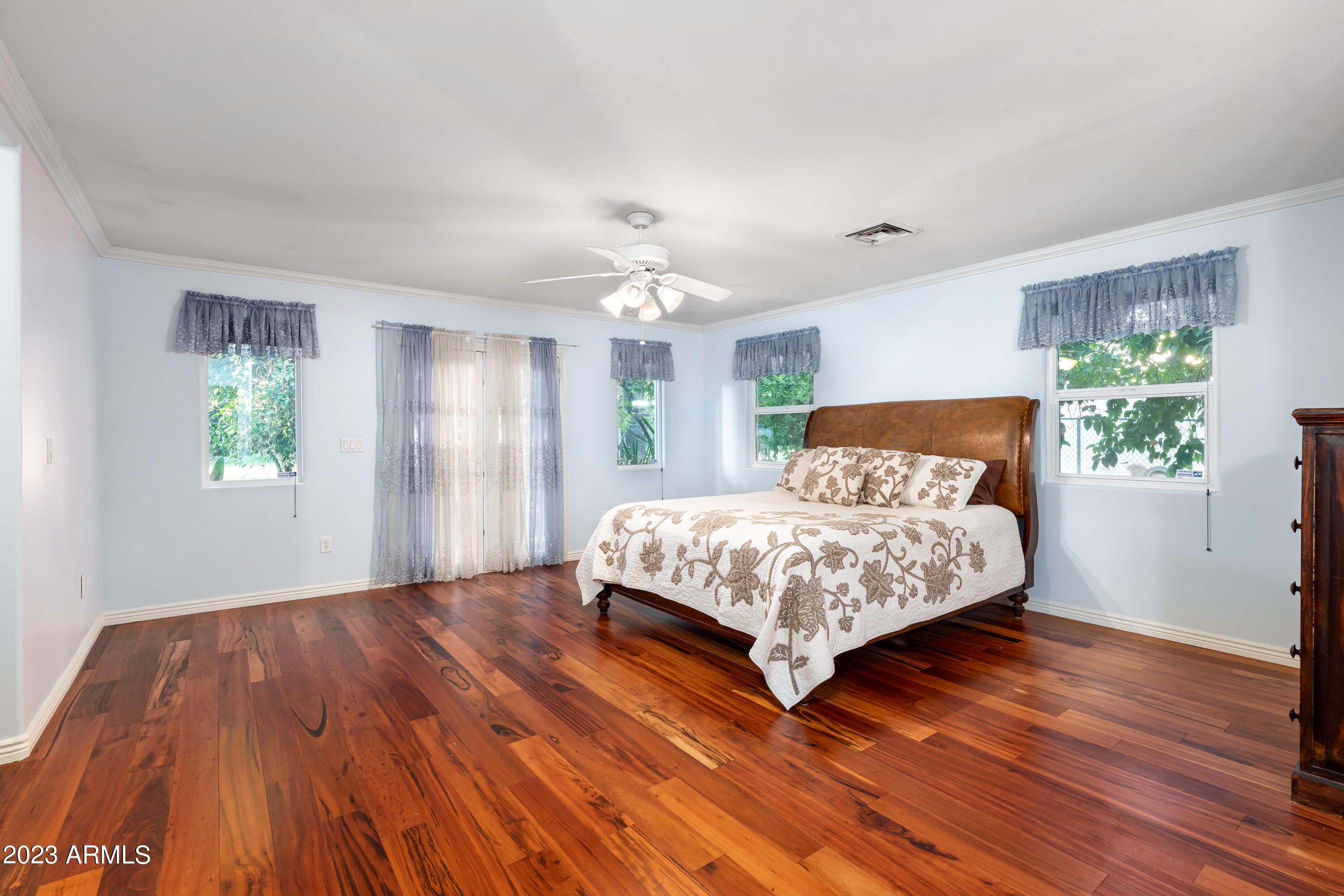 SUNBURST FARMS EAST 4 - Residential