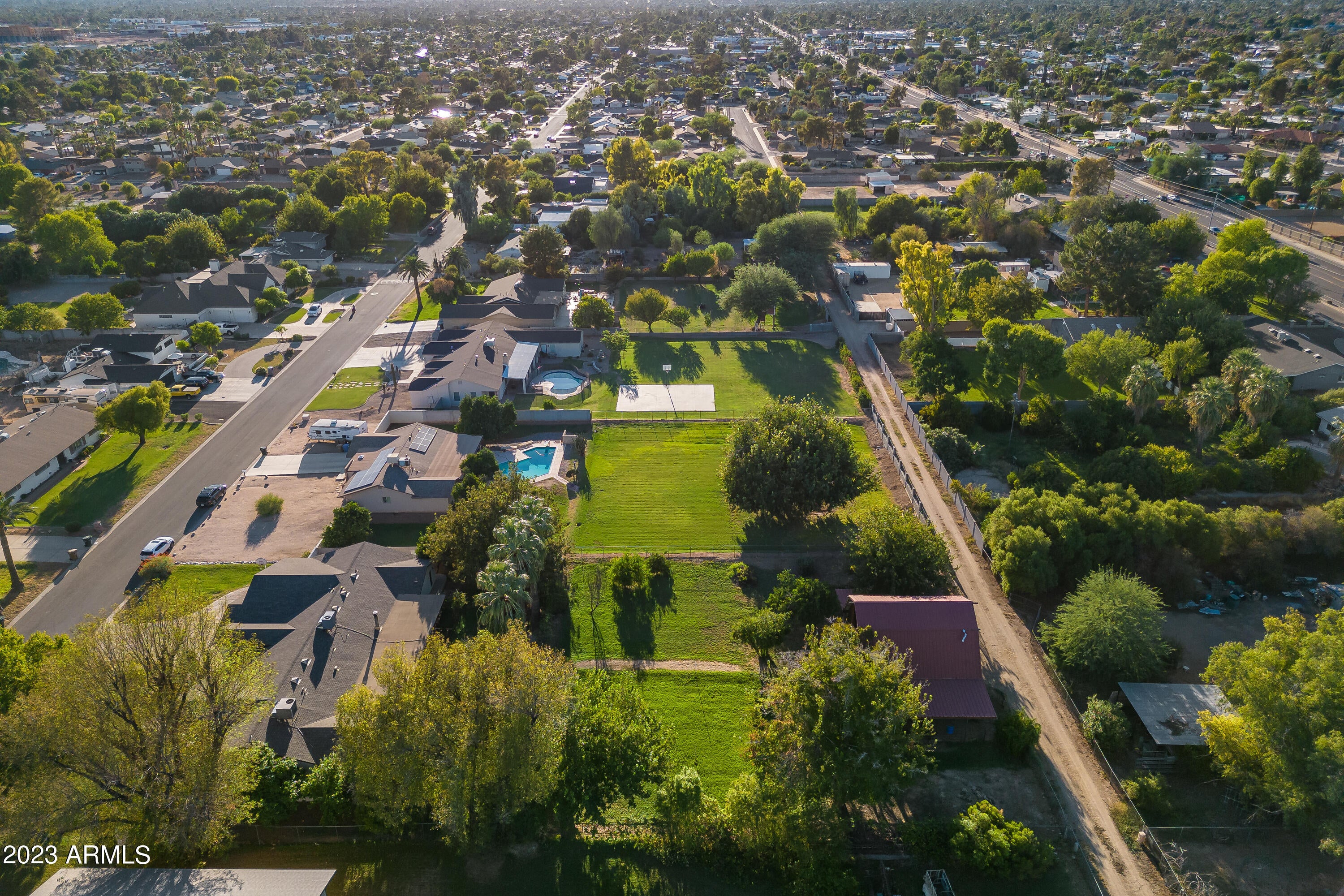SUNBURST FARMS EAST 4 - Residential