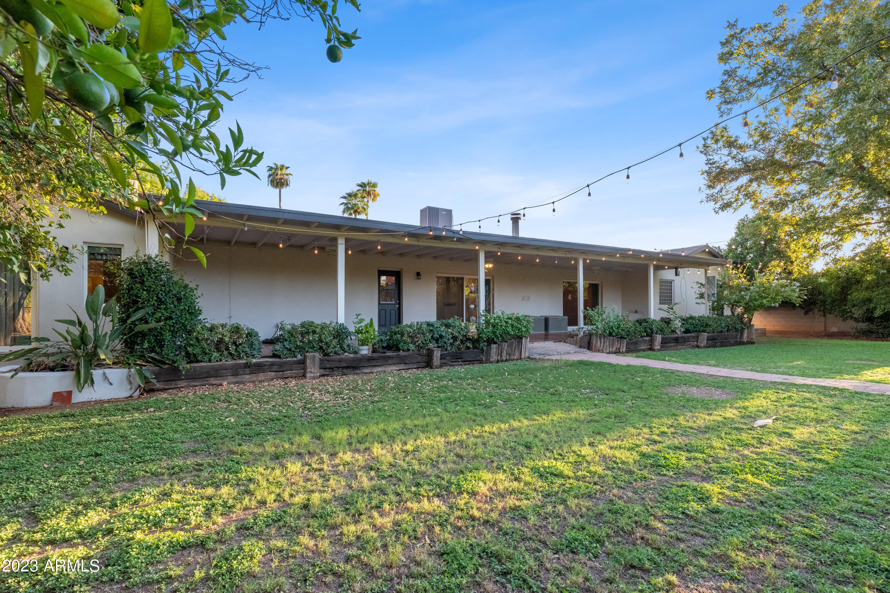 SUNBURST FARMS EAST 4 - Residential
