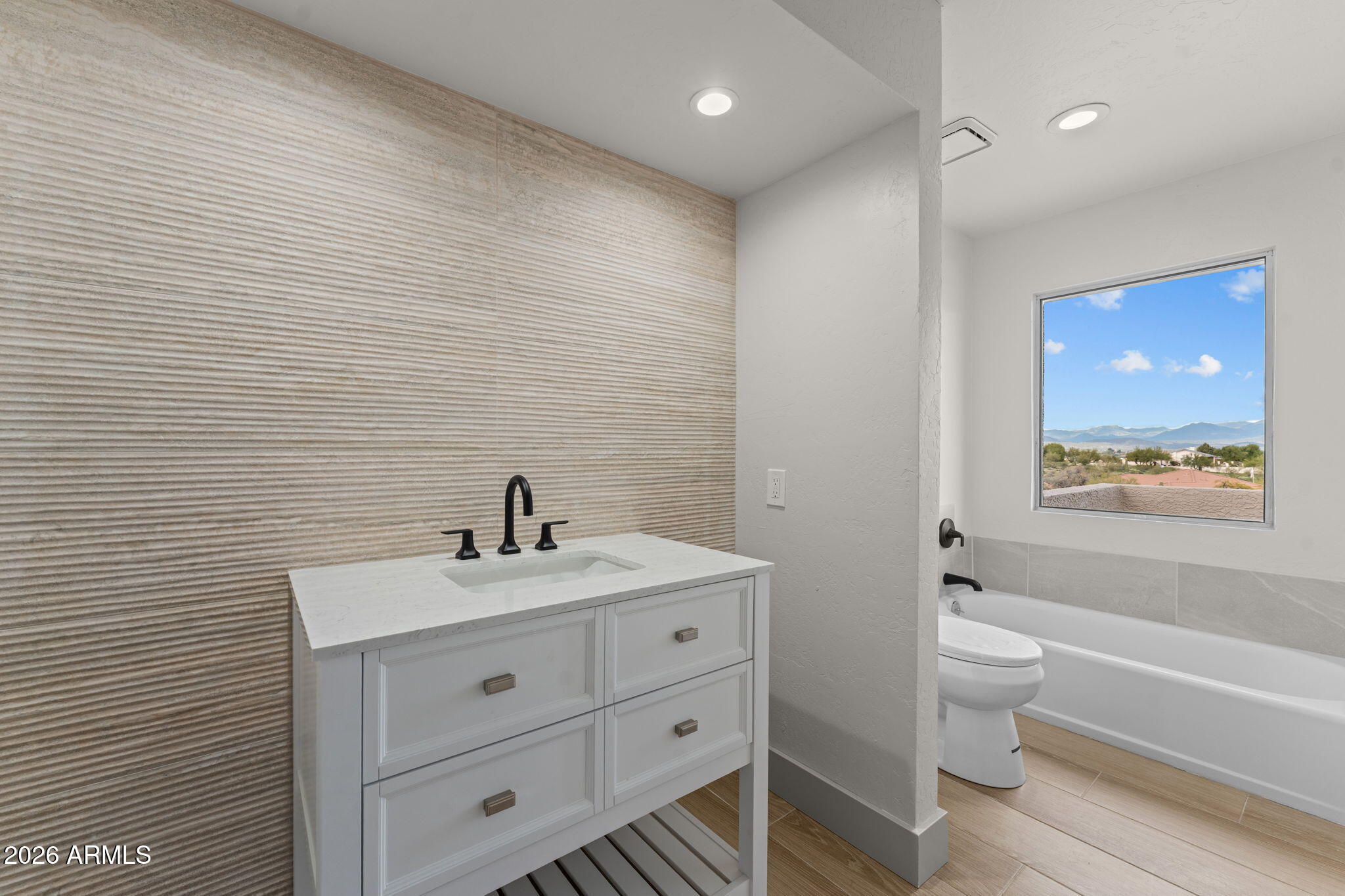 VISTA DEL RIO ESTATES - Residential