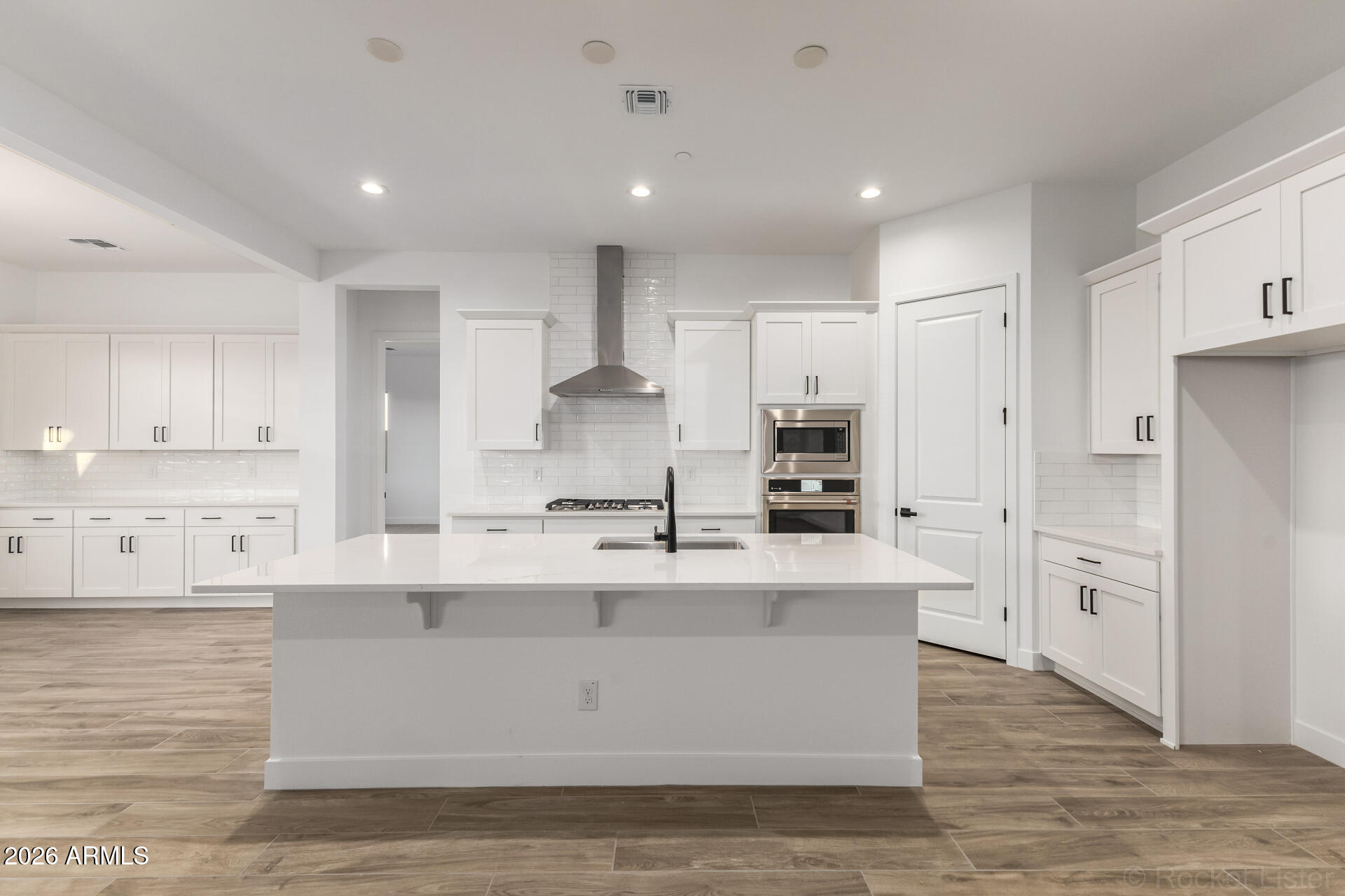 HACIENDAS AT WHITE PEAK PARCEL B - Residential