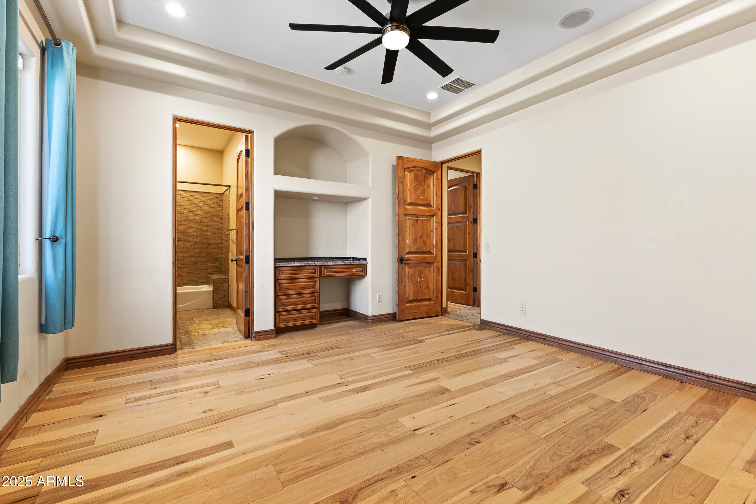 WHITEWING AT KRUEGER - Residential