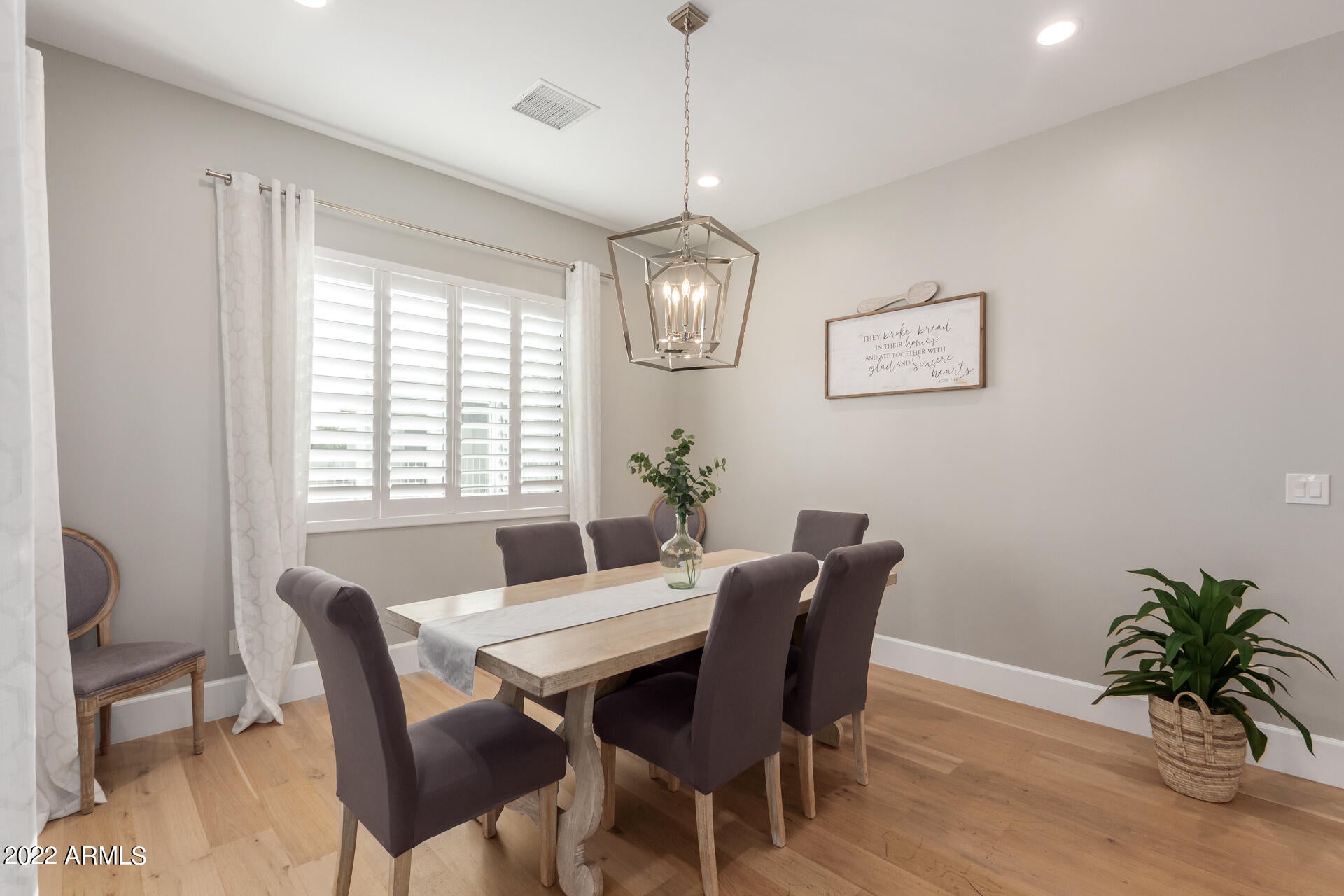 SUNRISE UNIT 4 - Residential