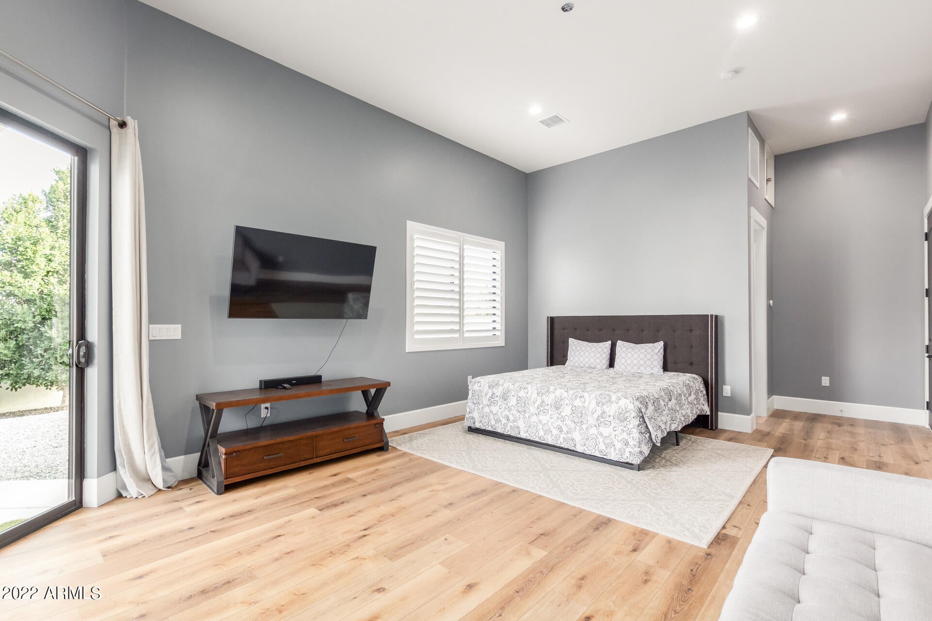 SUNRISE UNIT 4 - Residential