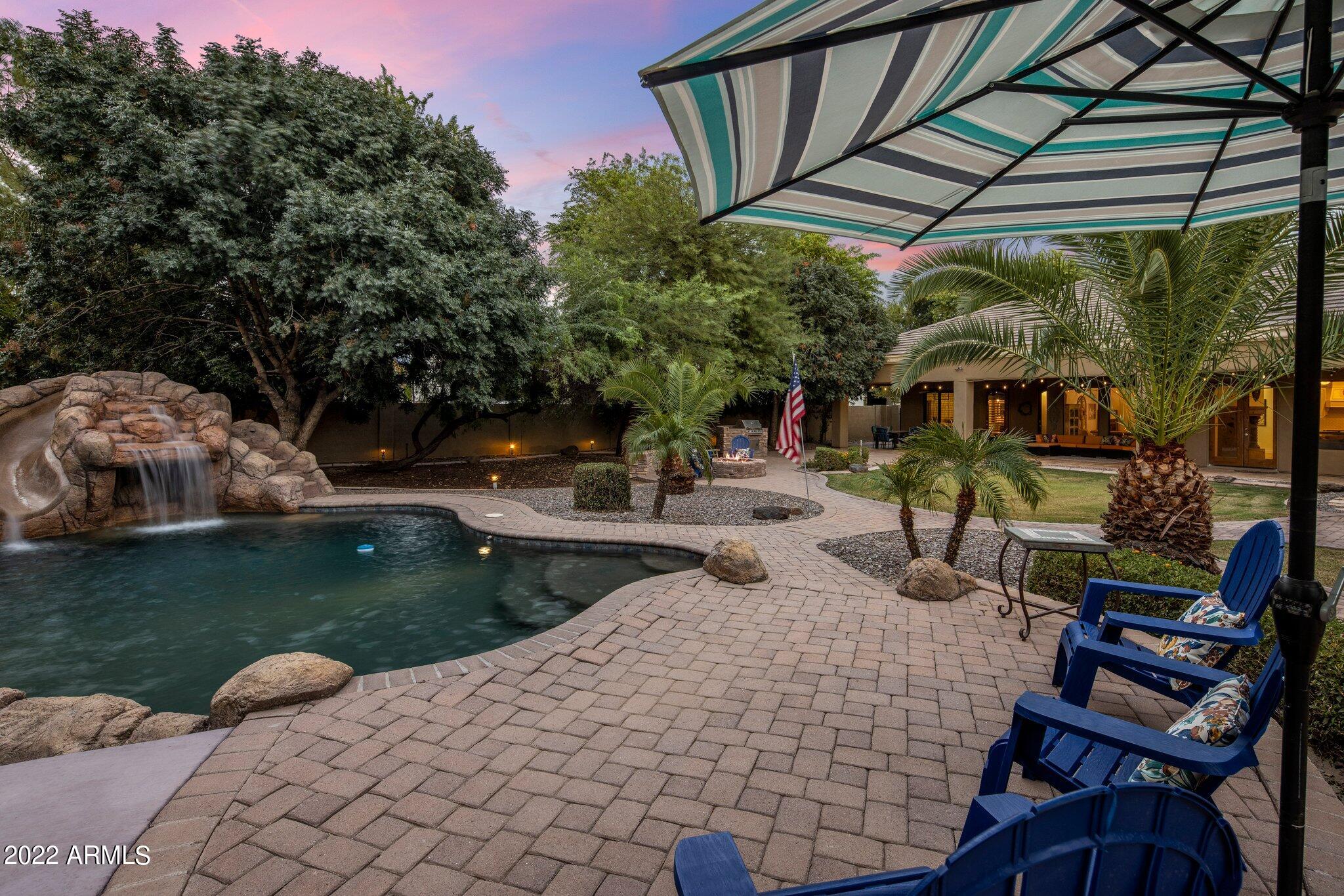 WHITEWING AT HIGLEY - Residential
