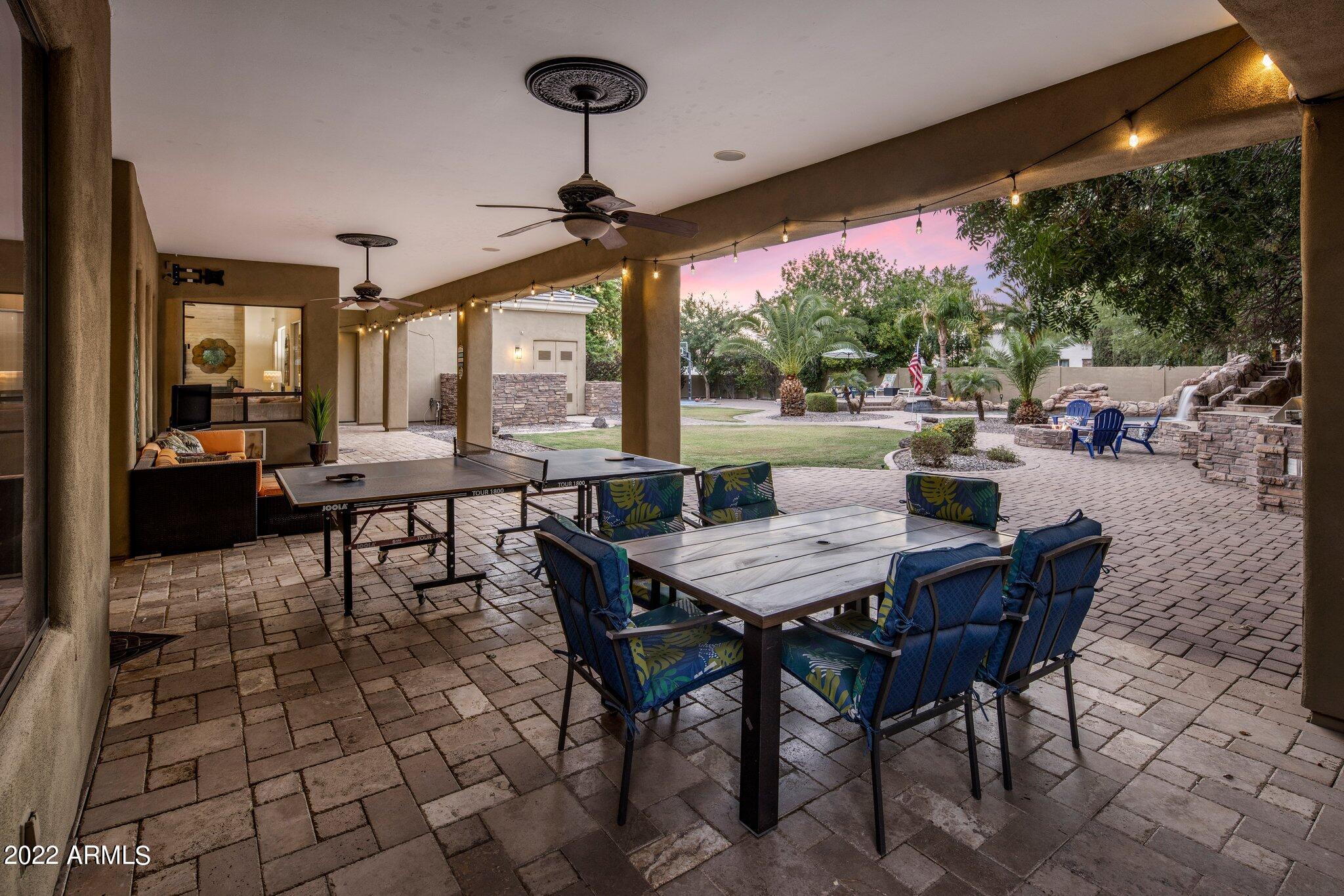 WHITEWING AT HIGLEY - Residential