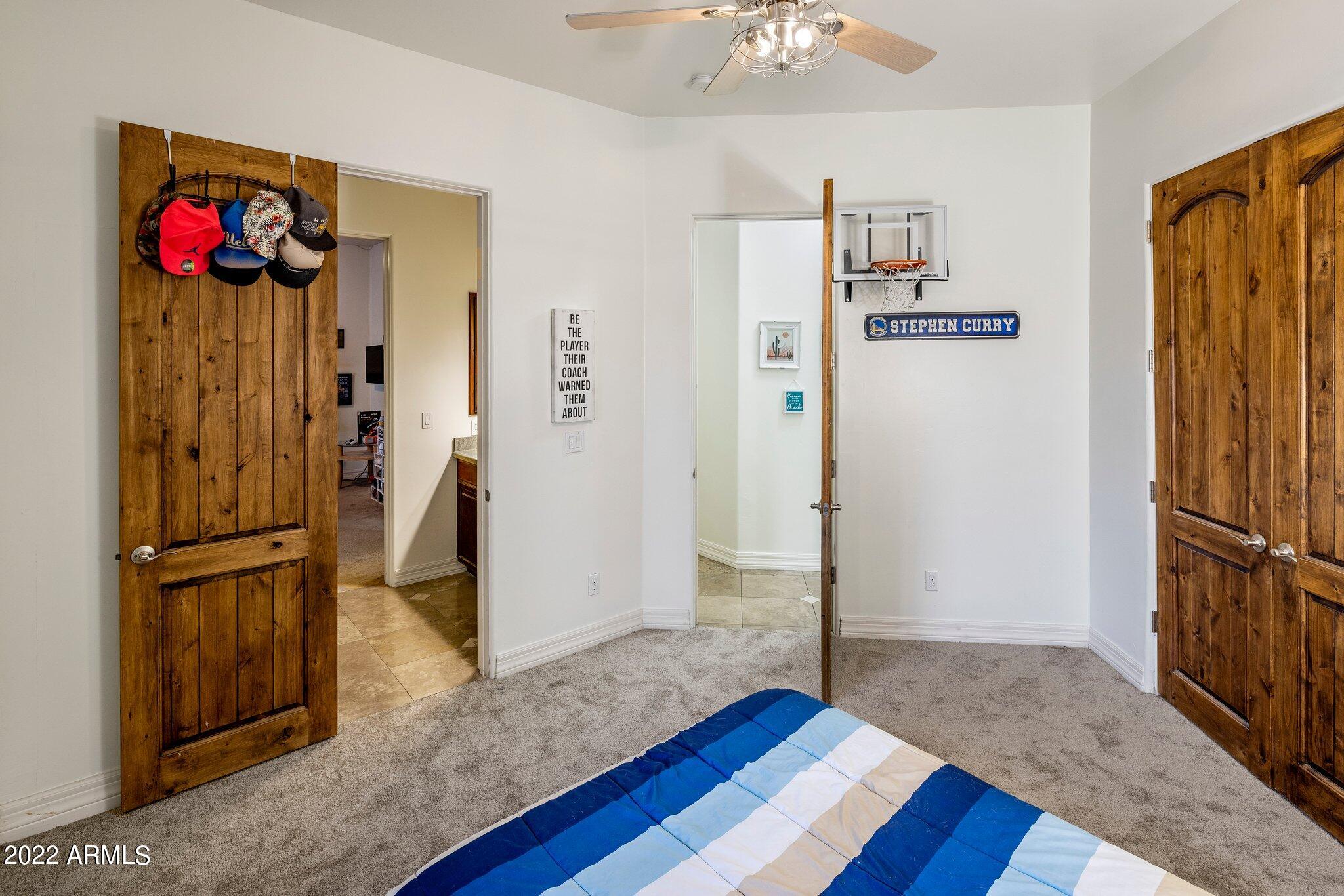 WHITEWING AT HIGLEY - Residential